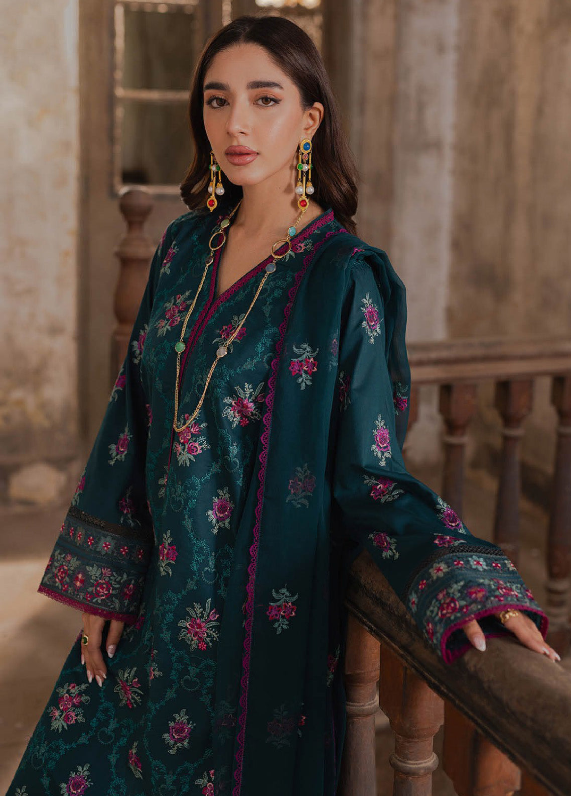 Summer Breeze By Rajbari Embroidered Lawn 3 Piece Unstitched Suit RB24SBEE-2A Summer Breeze By Rajbari Embroidered Lawn 3 Piece Unstitched Suit RB24SBEE-2A