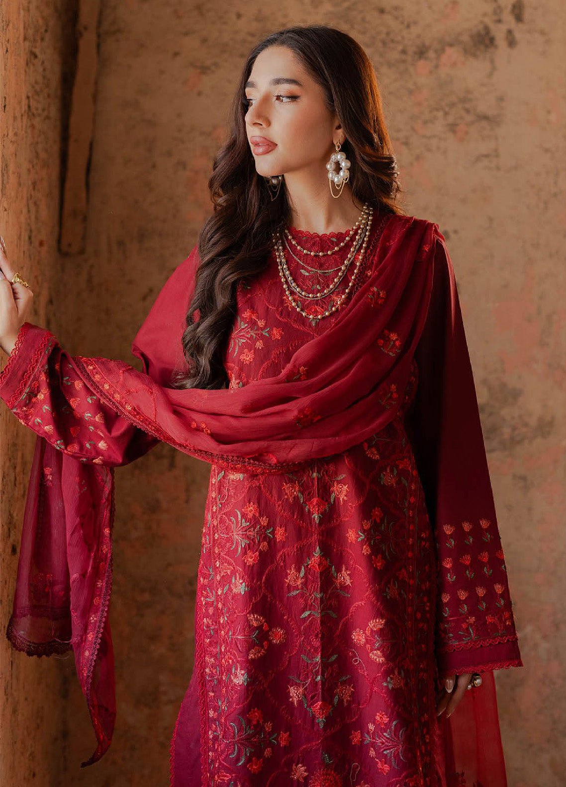 Summer Breeze By Rajbari Embroidered Lawn 3 Piece Unstitched Suit RB24SBEE-4A Summer Breeze By Rajbari Embroidered Lawn 3 Piece Unstitched Suit RB24SBEE-4A