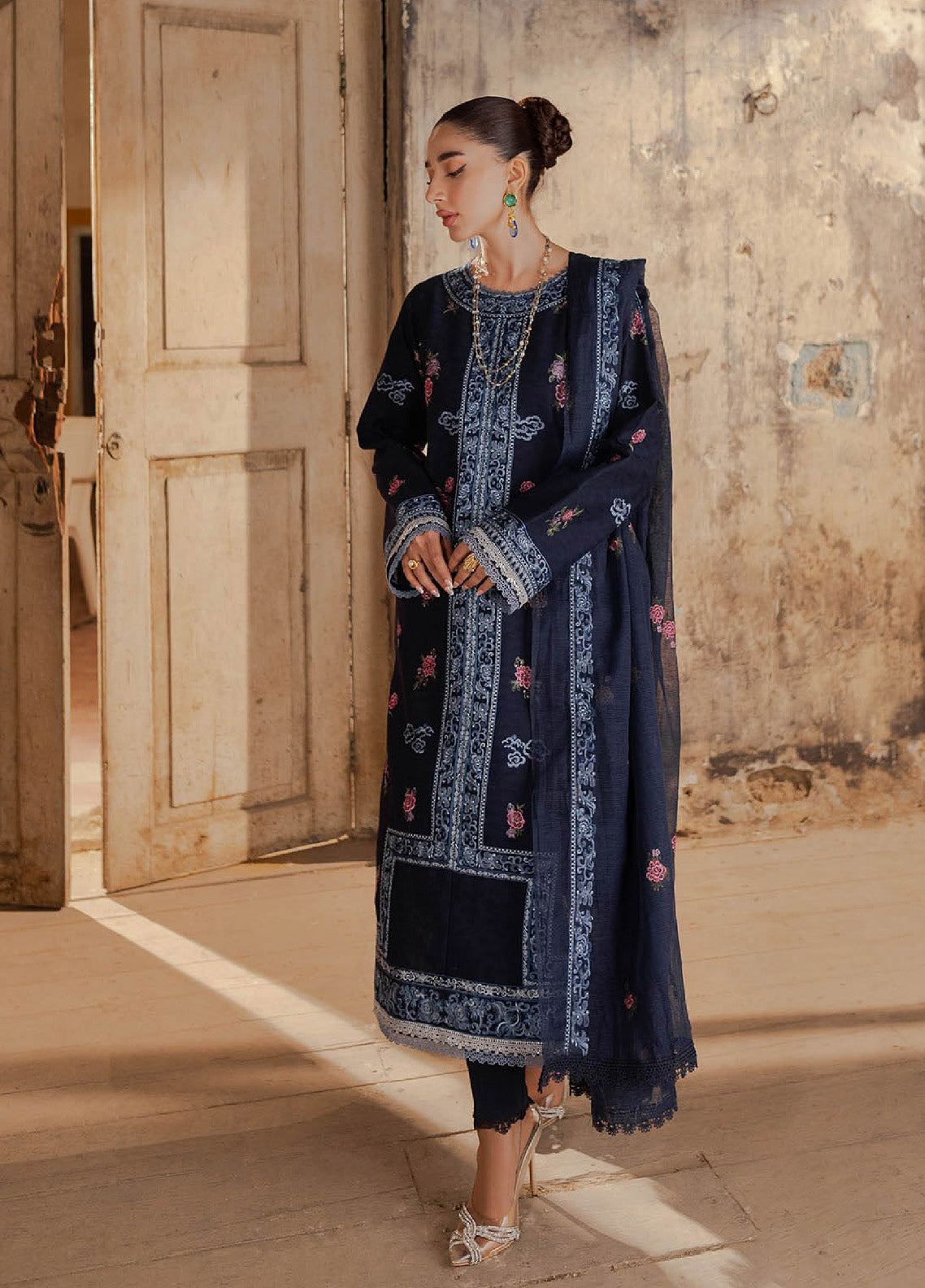 Summer Breeze By Rajbari Embroidered Lawn 3 Piece Unstitched Suit RB24SBEE-6A Summer Breeze By Rajbari Embroidered Lawn 3 Piece Unstitched Suit RB24SBEE-6A