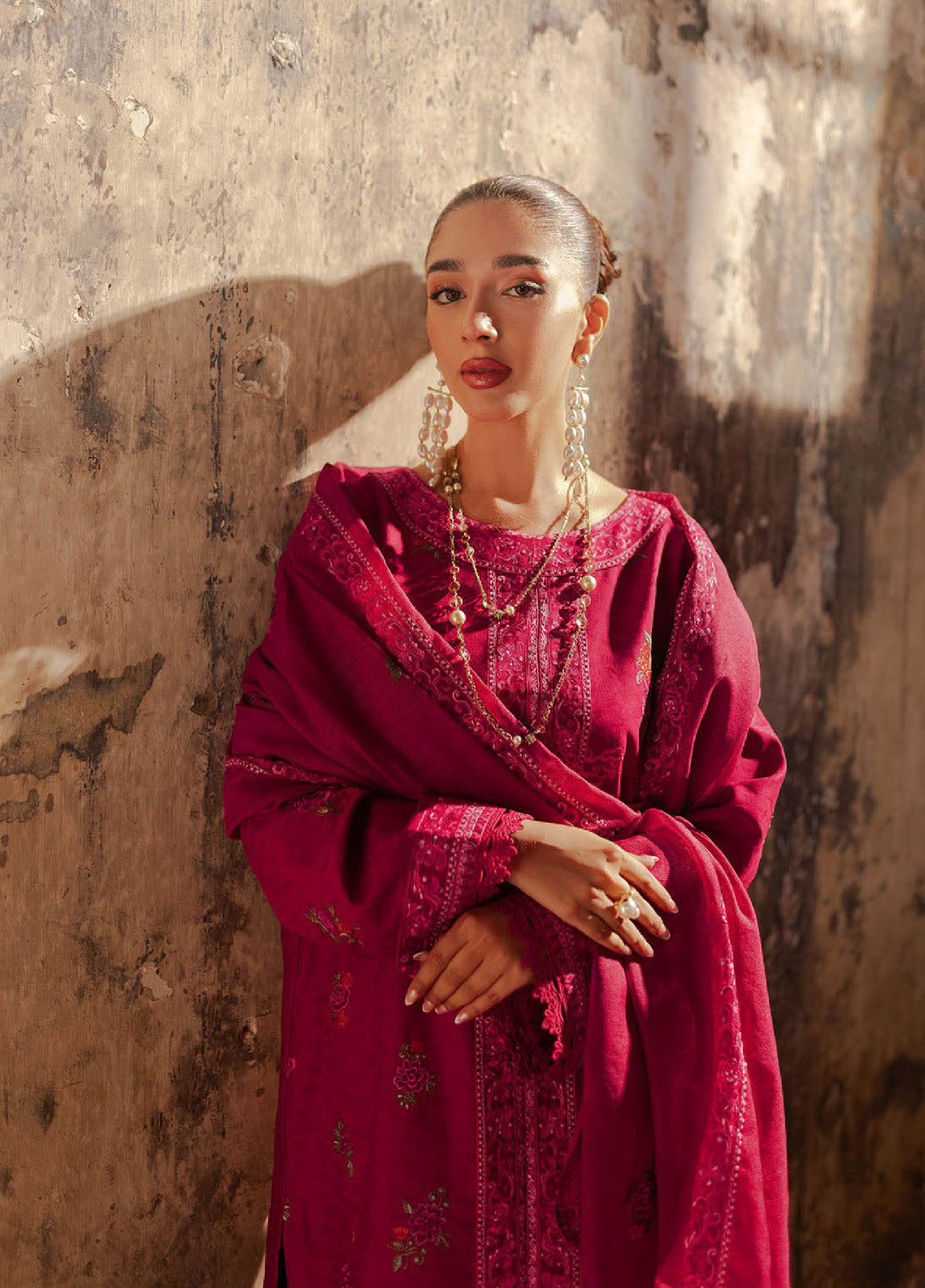 Summer Breeze By Rajbari Embroidered Lawn 3 Piece Unstitched Suit RB24SBEE-6B Summer Breeze By Rajbari Embroidered Lawn 3 Piece Unstitched Suit RB24SBEE-6B