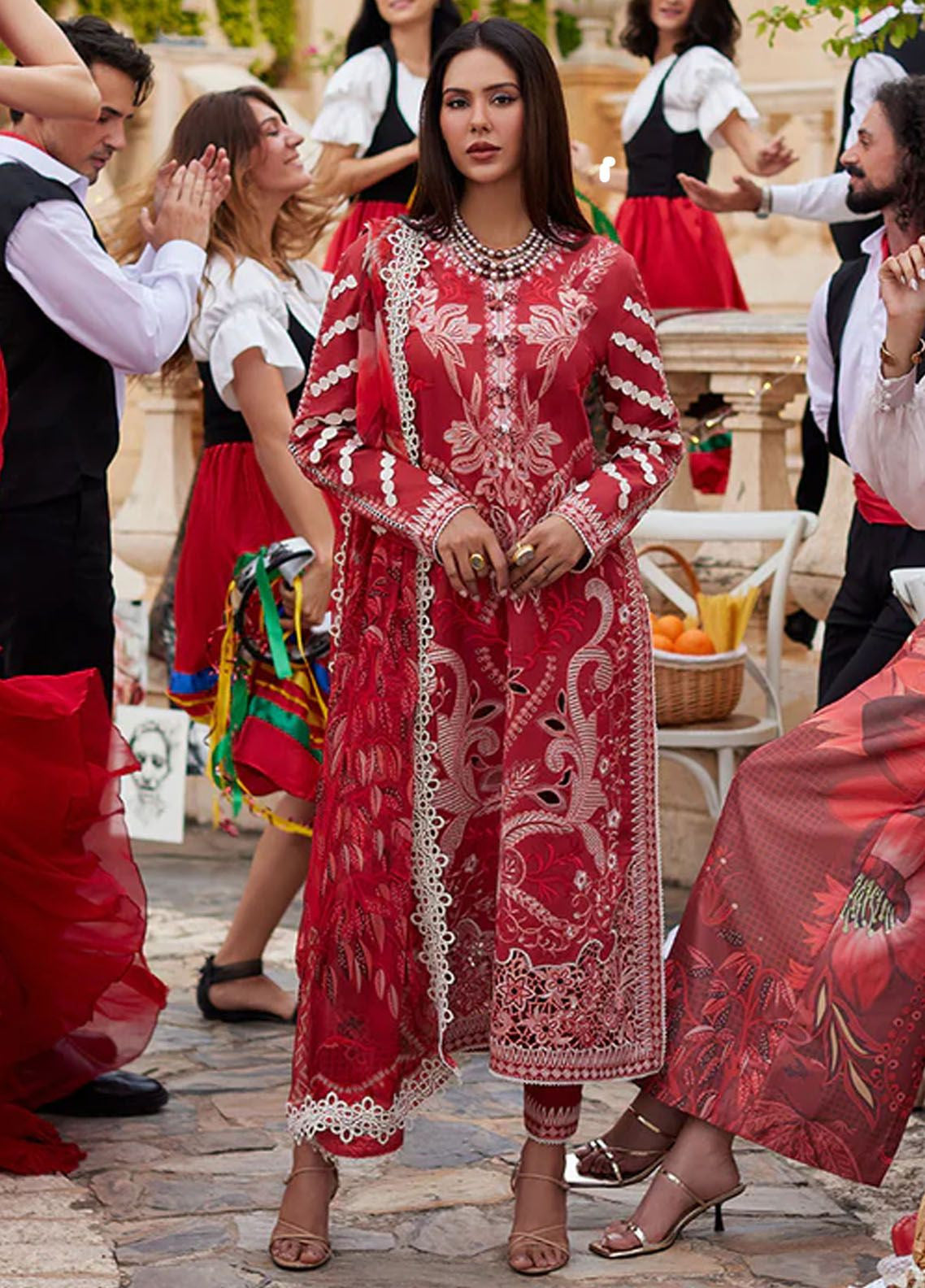 Te Amo By Mushq Embroidered Luxury Lawn 3 Piece Unstitched Suit MQ24TAL D-01 AMORE AFFAIR Te Amo By Mushq Embroidered Luxury Lawn 3 Piece Unstitched Suit MQ24TAL D-01 AMORE AFFAIR