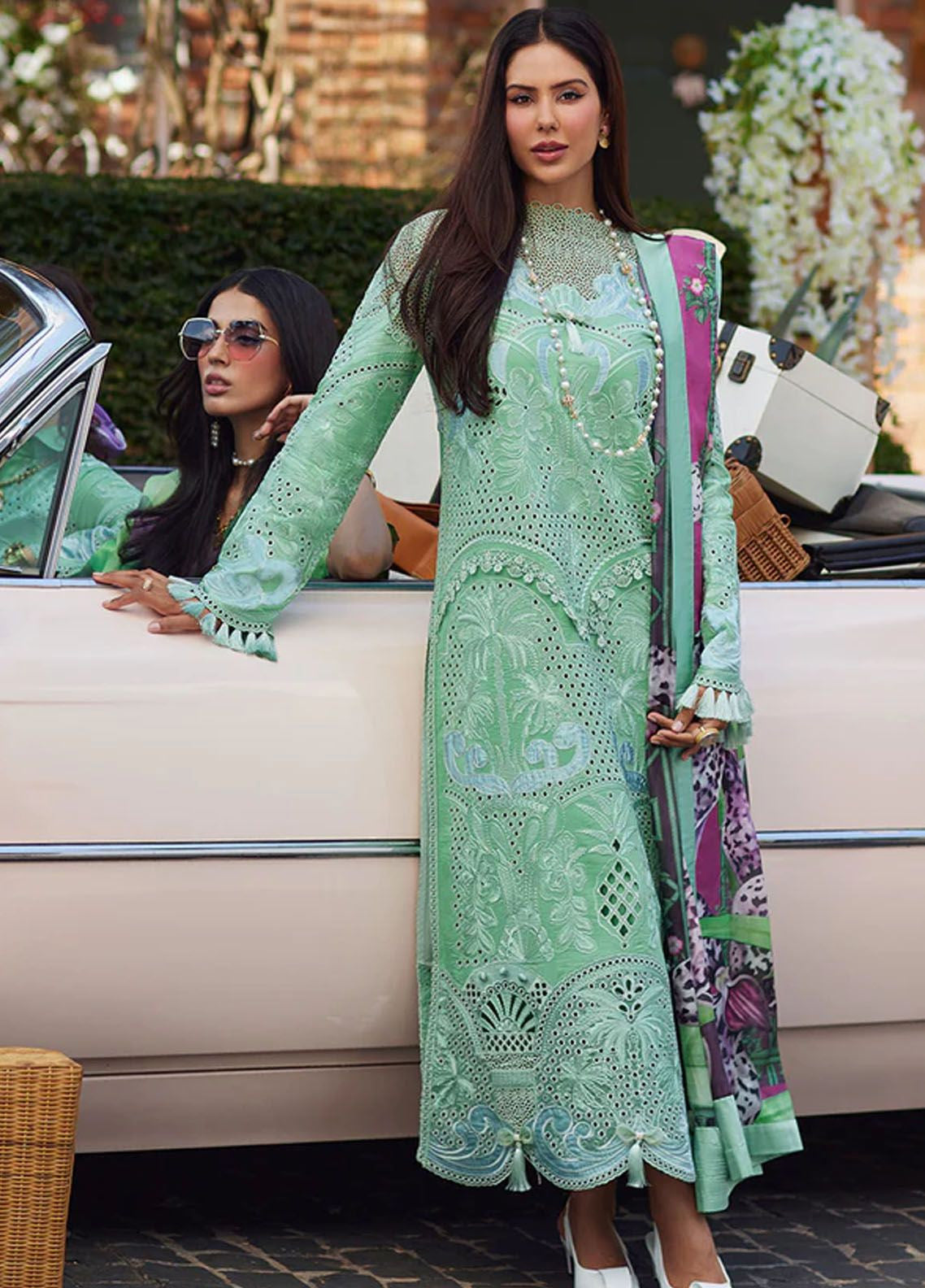 Te Amo By Mushq Embroidered Luxury Lawn 3 Piece Unstitched Suit MQ24TAL D-03 PIAZZA PANACHE Te Amo By Mushq Embroidered Luxury Lawn 3 Piece Unstitched Suit MQ24TAL D-03 PIAZZA PANACHE