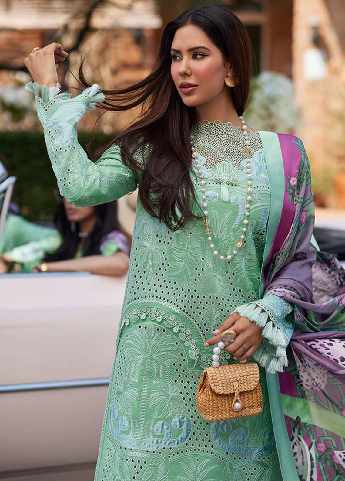 Te Amo By Mushq Embroidered Luxury Lawn 3 Piece Unstitched Suit MQ24TAL D-03 PIAZZA PANACHE Te Amo By Mushq Embroidered Luxury Lawn 3 Piece Unstitched Suit MQ24TAL D-03 PIAZZA PANACHE