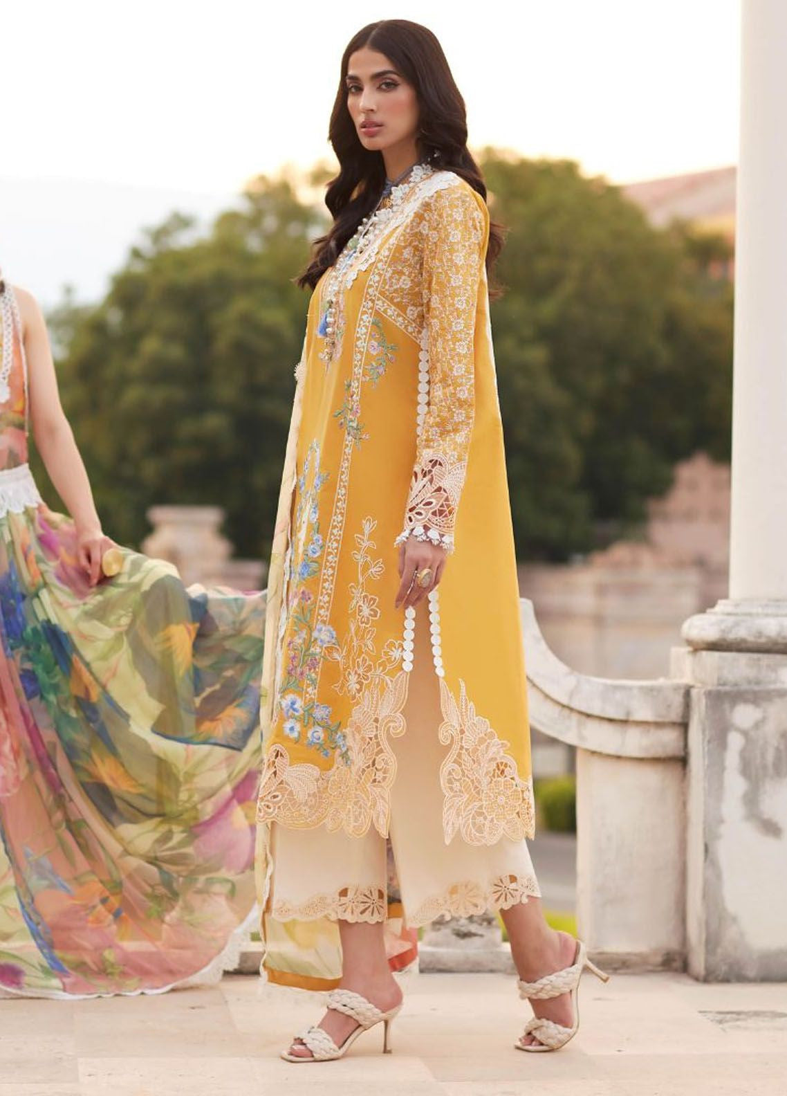 Te Amo By Mushq Embroidered Luxury Lawn 3 Piece Unstitched Suit MQ24TAL D-05 MILANO MODA Te Amo By Mushq Embroidered Luxury Lawn 3 Piece Unstitched Suit MQ24TAL D-05 MILANO MODA