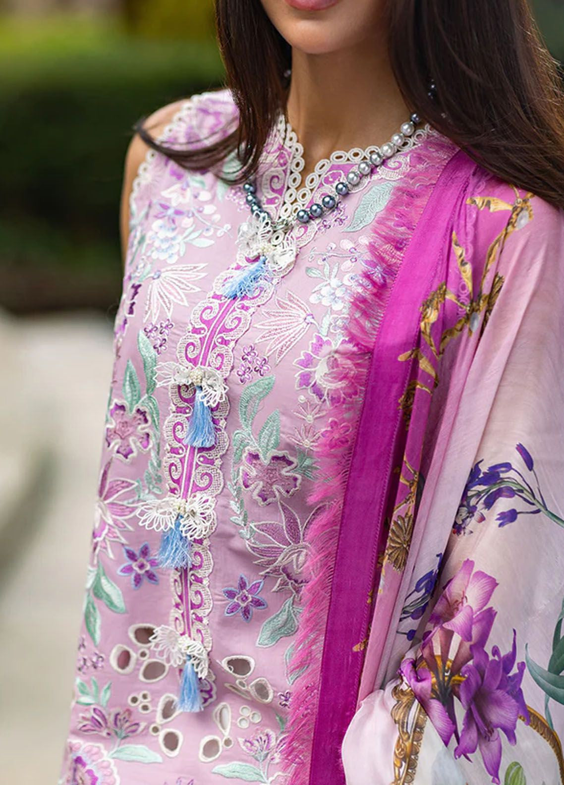Te Amo By Mushq Embroidered Luxury Lawn 3 Piece Unstitched Suit MQ24TAL D-11 FLORENCE FINESSE Te Amo By Mushq Embroidered Luxury Lawn 3 Piece Unstitched Suit MQ24TAL D-11 FLORENCE FINESSE