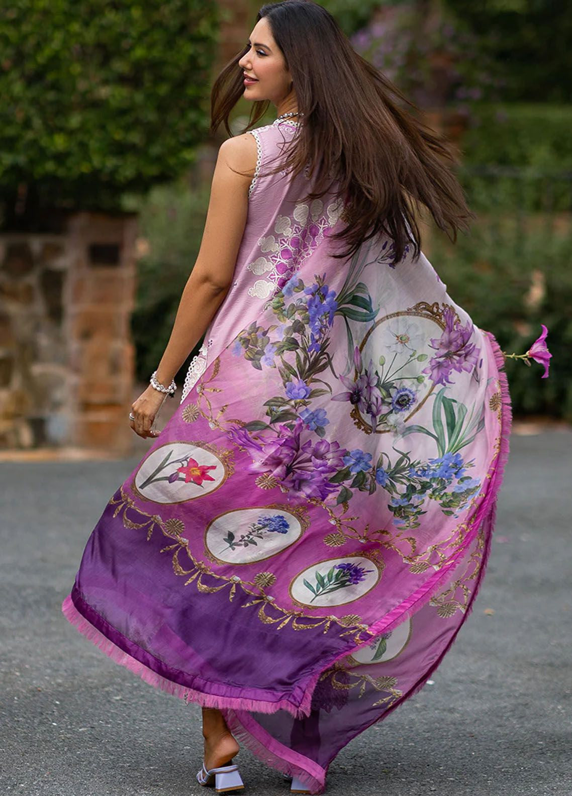 Te Amo By Mushq Embroidered Luxury Lawn 3 Piece Unstitched Suit MQ24TAL D-11 FLORENCE FINESSE Te Amo By Mushq Embroidered Luxury Lawn 3 Piece Unstitched Suit MQ24TAL D-11 FLORENCE FINESSE