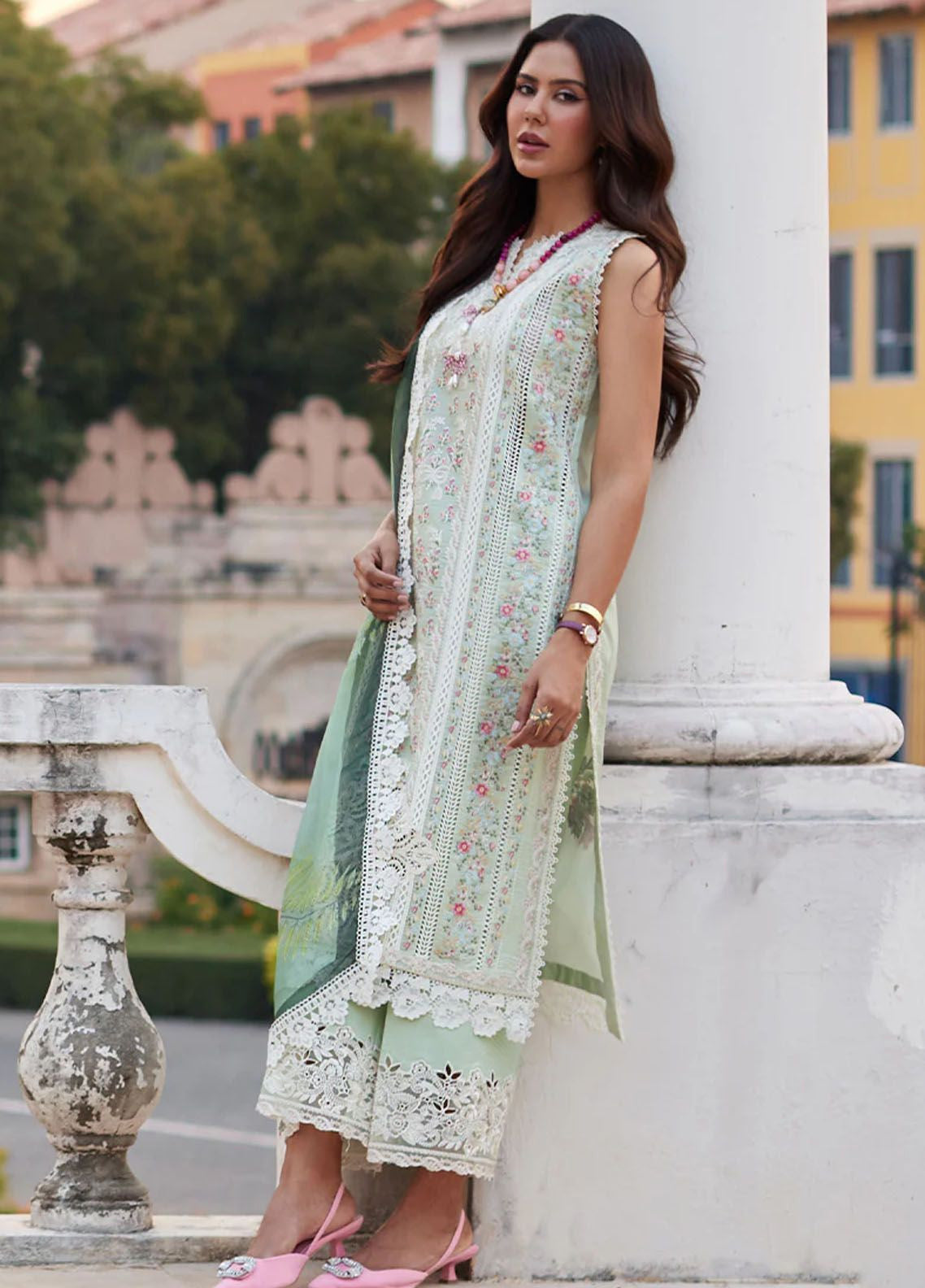 Te Amo By Mushq Embroidered Luxury Lawn 3 Piece Unstitched Suit MQ24TAL D-12 RAVENNA ROMANCE Te Amo By Mushq Embroidered Luxury Lawn 3 Piece Unstitched Suit MQ24TAL D-12 RAVENNA ROMANCE