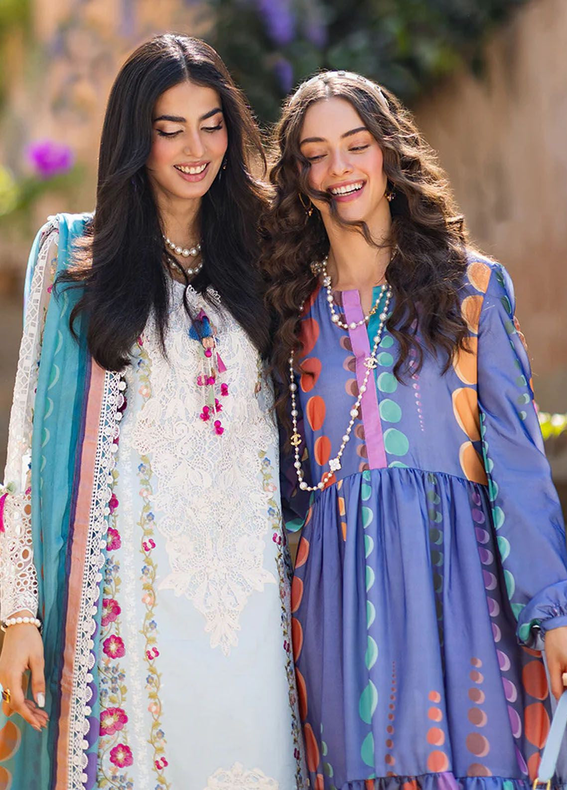 Te Amo By Mushq Embroidered Luxury Lawn 3 Piece Unstitched Suit MQ24TAL D-14 LUCCA LURE Te Amo By Mushq Embroidered Luxury Lawn 3 Piece Unstitched Suit MQ24TAL D-14 LUCCA LURE