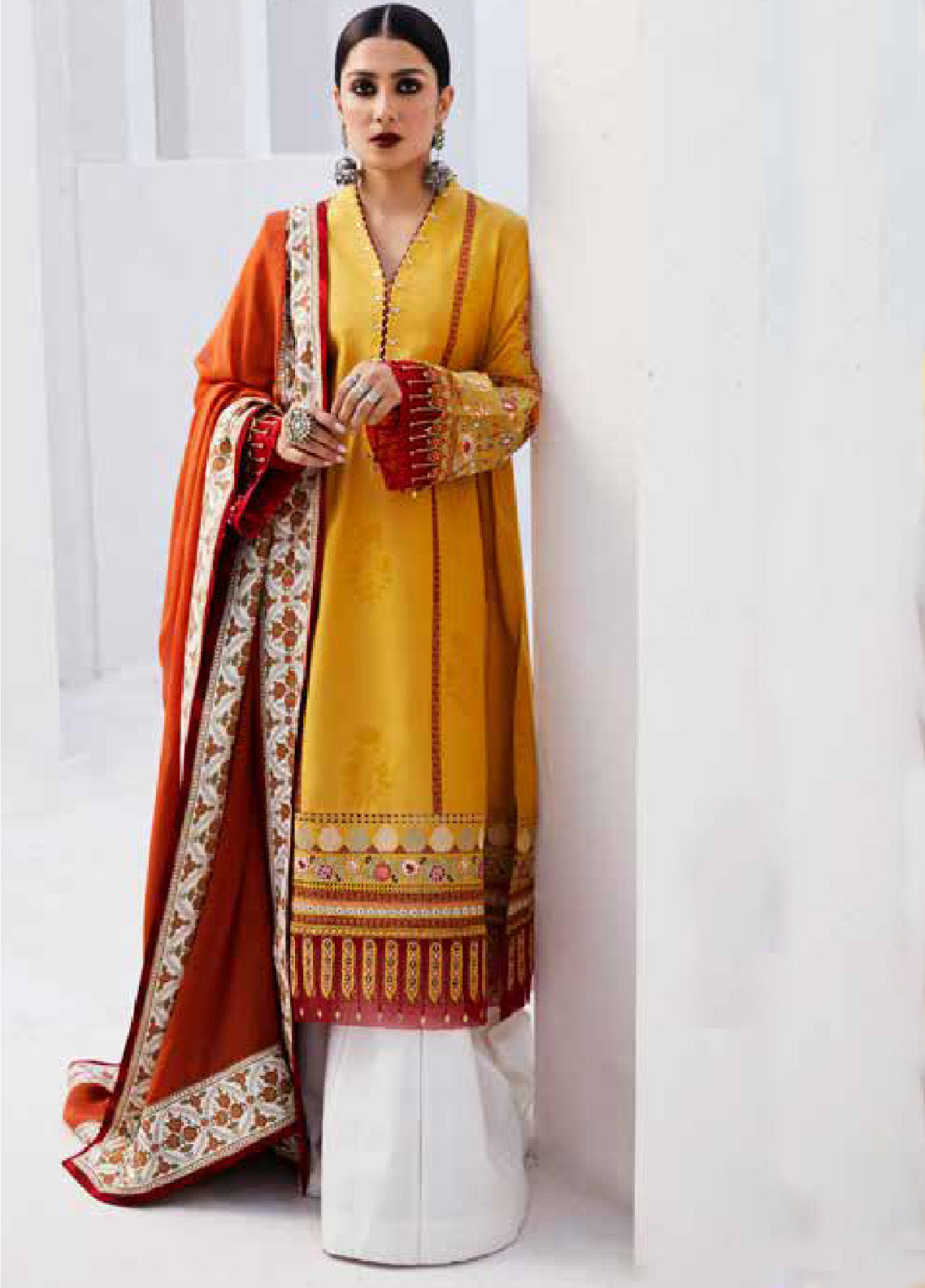 Zara Shahjahan Spring Embroidered Jacquard 3 Piece Unstitched Suit ZSJ24SS-10A SANDAL Zara Shahjahan Spring Embroidered Jacquard 3 Piece Unstitched Suit ZSJ24SS-10A SANDAL