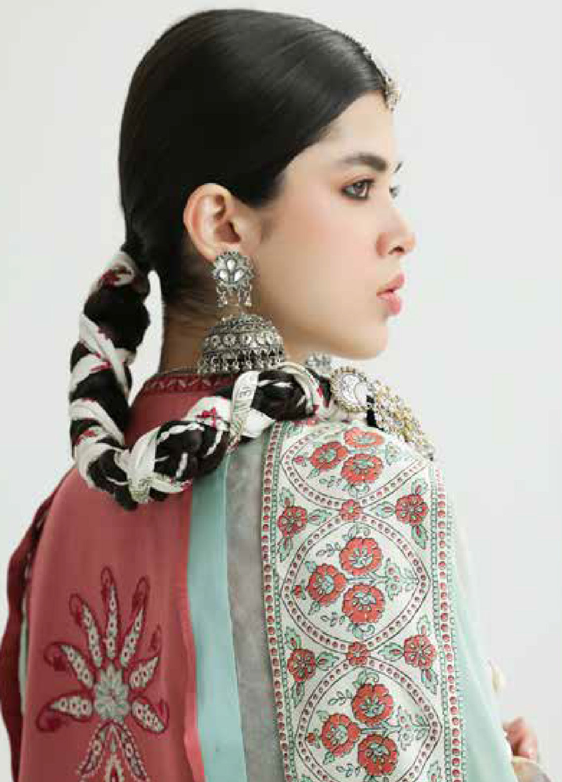 Zara Shahjahan Spring Embroidered Jacquard 3 Piece Unstitched Suit ZSJ24SS-10B SANDAL Zara Shahjahan Spring Embroidered Jacquard 3 Piece Unstitched Suit ZSJ24SS-10B SANDAL