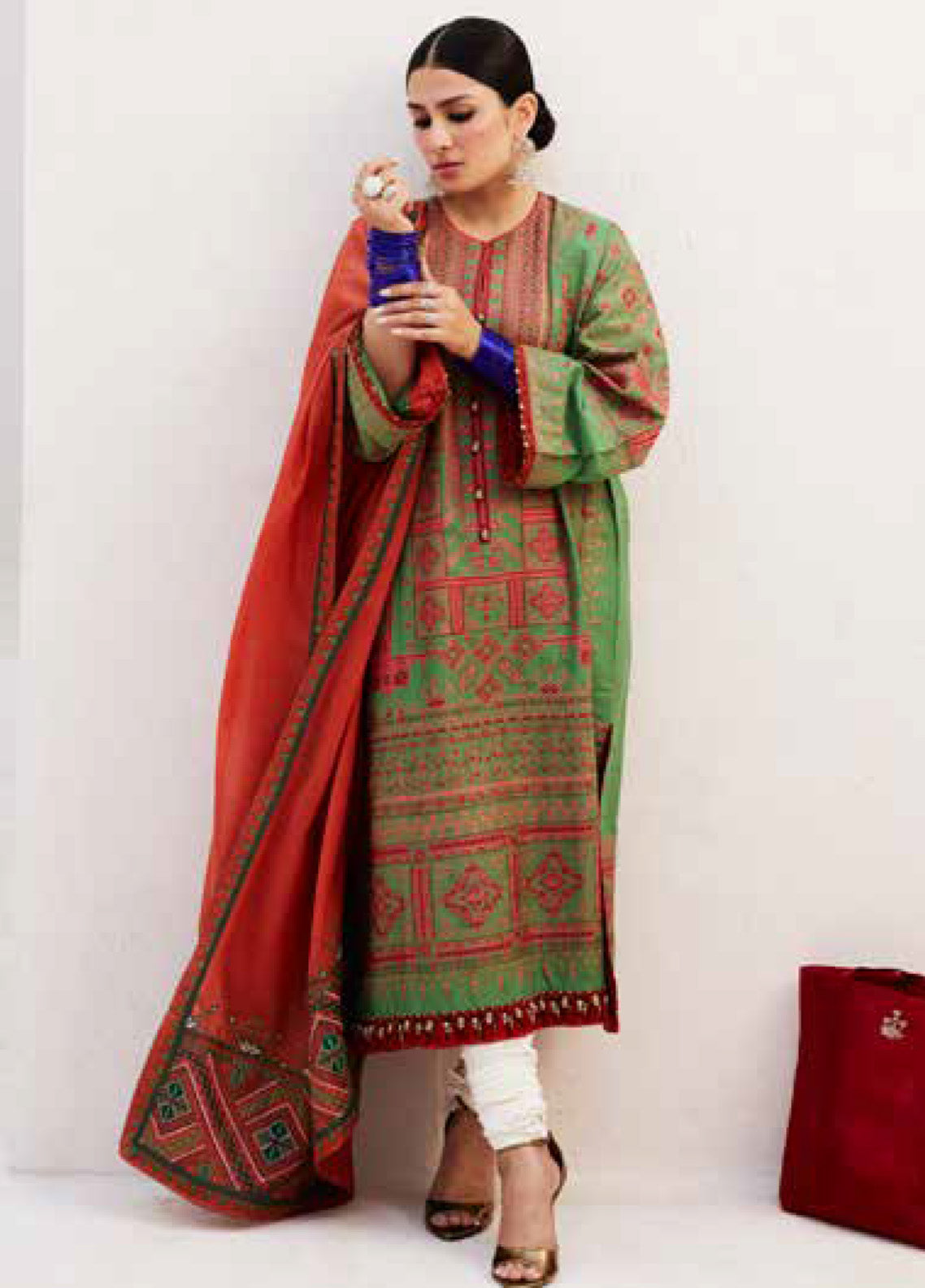 Zara Shahjahan Spring Embroidered Jacquard 3 Piece Unstitched Suit ZSJ24SS-2B DIYA Zara Shahjahan Spring Embroidered Jacquard 3 Piece Unstitched Suit ZSJ24SS-2B DIYA