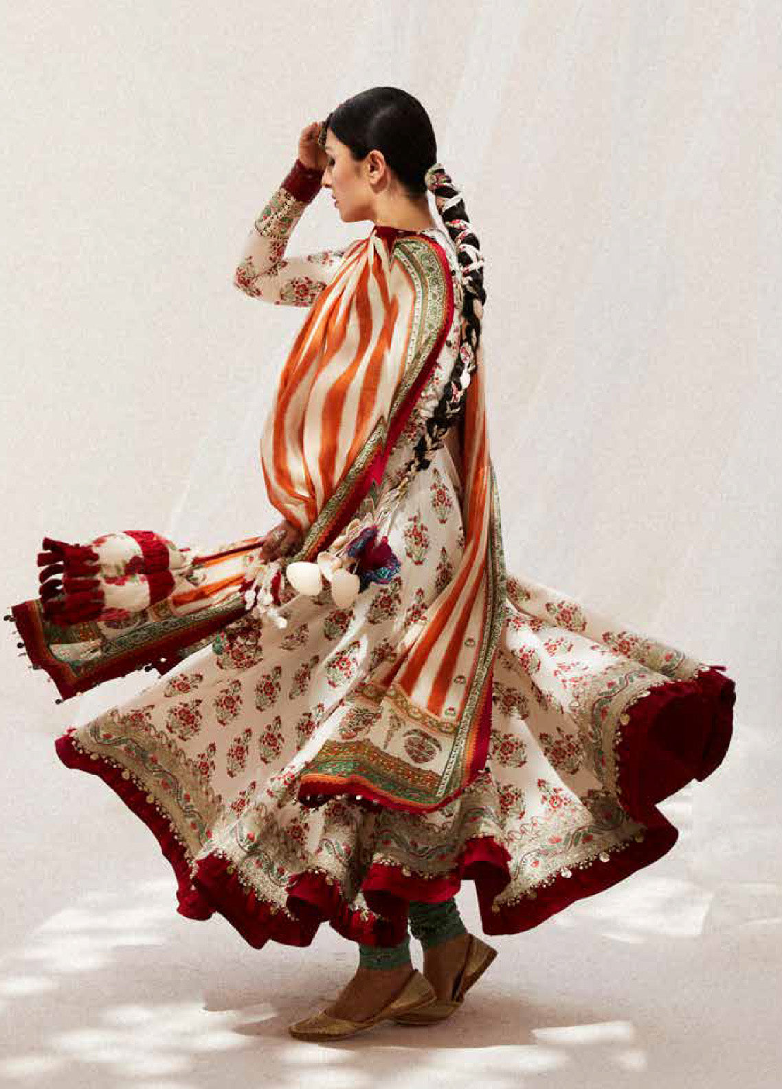 Zara Shahjahan Spring Embroidered Lawn 3 Piece Unstitched Suit ZSJ24SS-11B ANARKALI Zara Shahjahan Spring Embroidered Lawn 3 Piece Unstitched Suit ZSJ24SS-11B ANARKALI