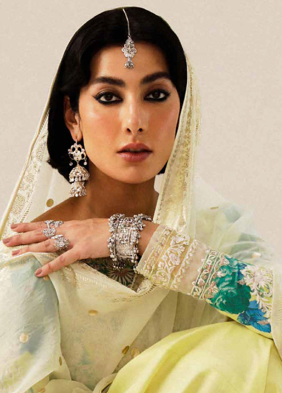 Zara Shahjahan Spring Embroidered Lawn 3 Piece Unstitched Suit ZSJ24SS-13A PHOOL KARI Zara Shahjahan Spring Embroidered Lawn 3 Piece Unstitched Suit ZSJ24SS-13A PHOOL KARI