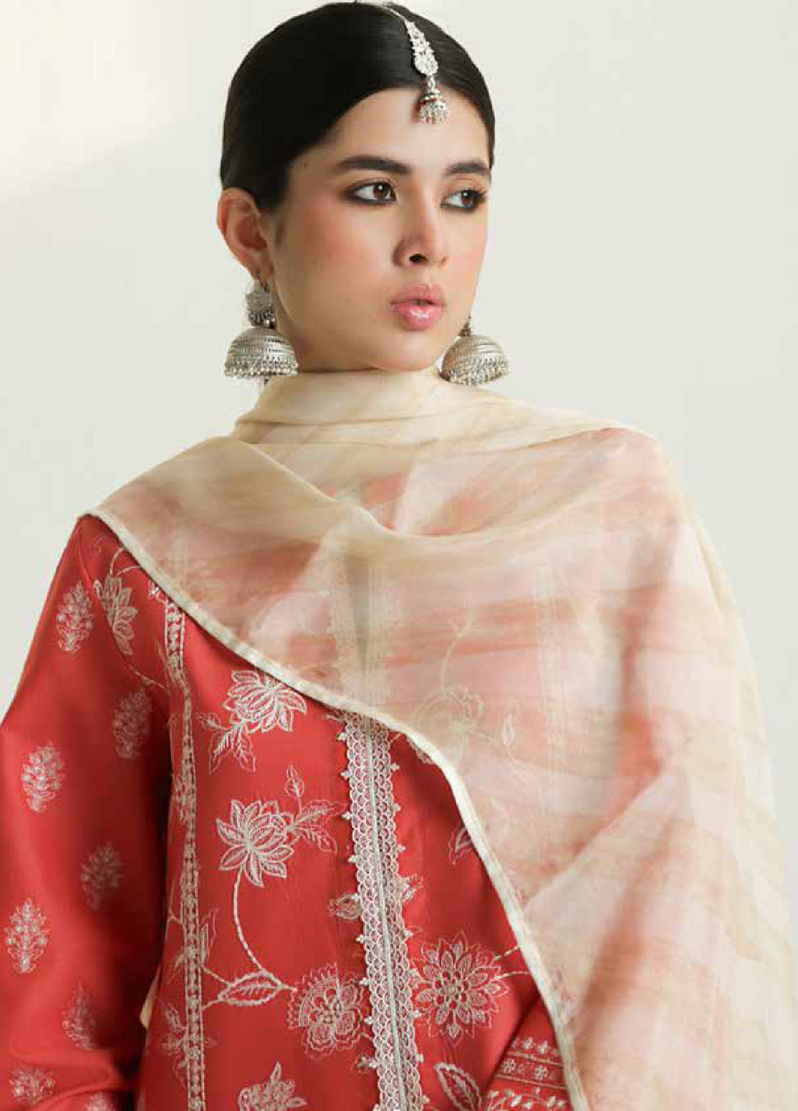 Zara Shahjahan Spring Embroidered Lawn 3 Piece Unstitched Suit ZSJ24SS-1A MAHI Zara Shahjahan Spring Embroidered Lawn 3 Piece Unstitched Suit ZSJ24SS-1A MAHI