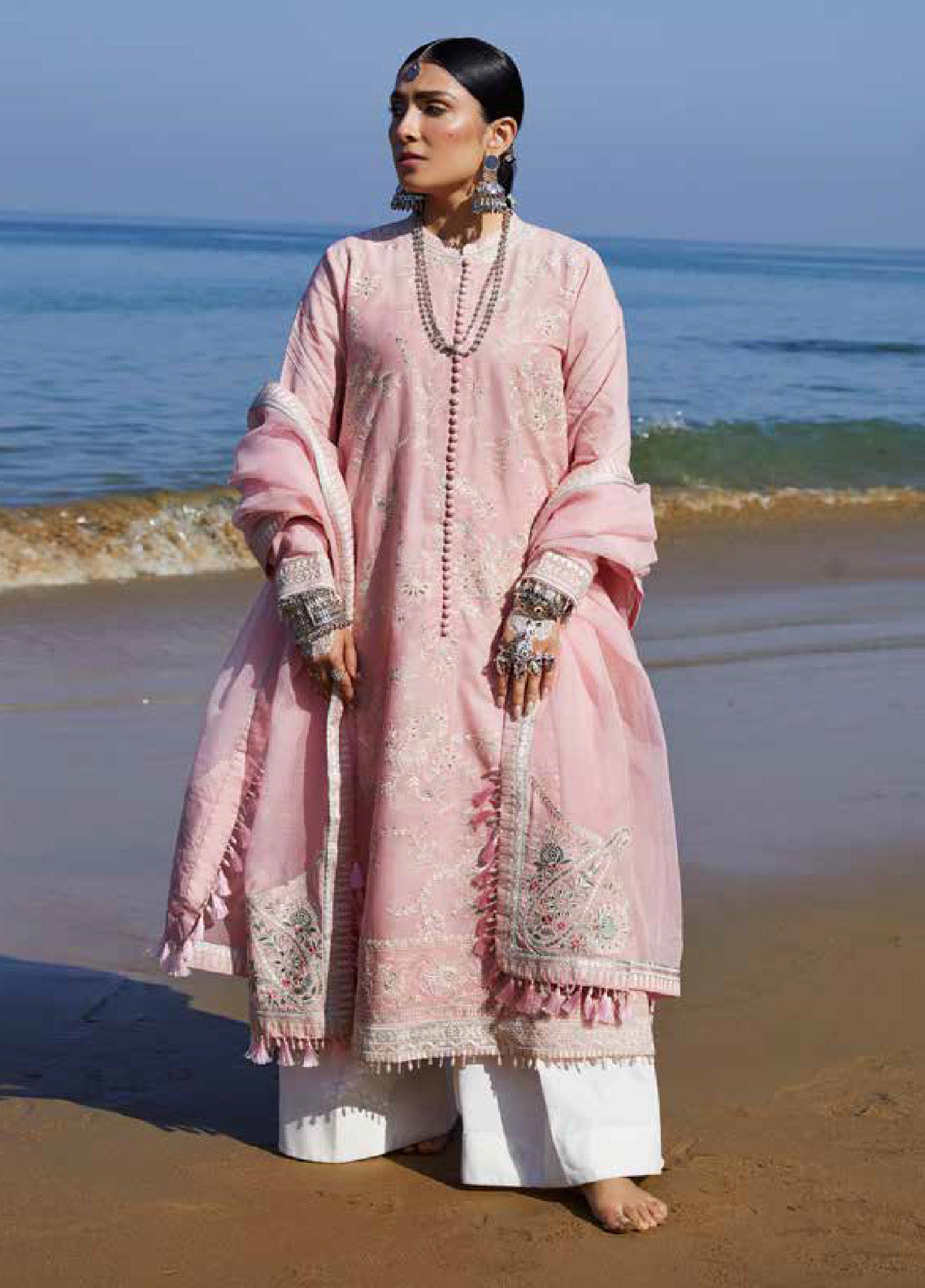 Zara Shahjahan Spring Embroidered Lawn 3 Piece Unstitched Suit ZSJ24SS-5A AMIRA Zara Shahjahan Spring Embroidered Lawn 3 Piece Unstitched Suit ZSJ24SS-5A AMIRA