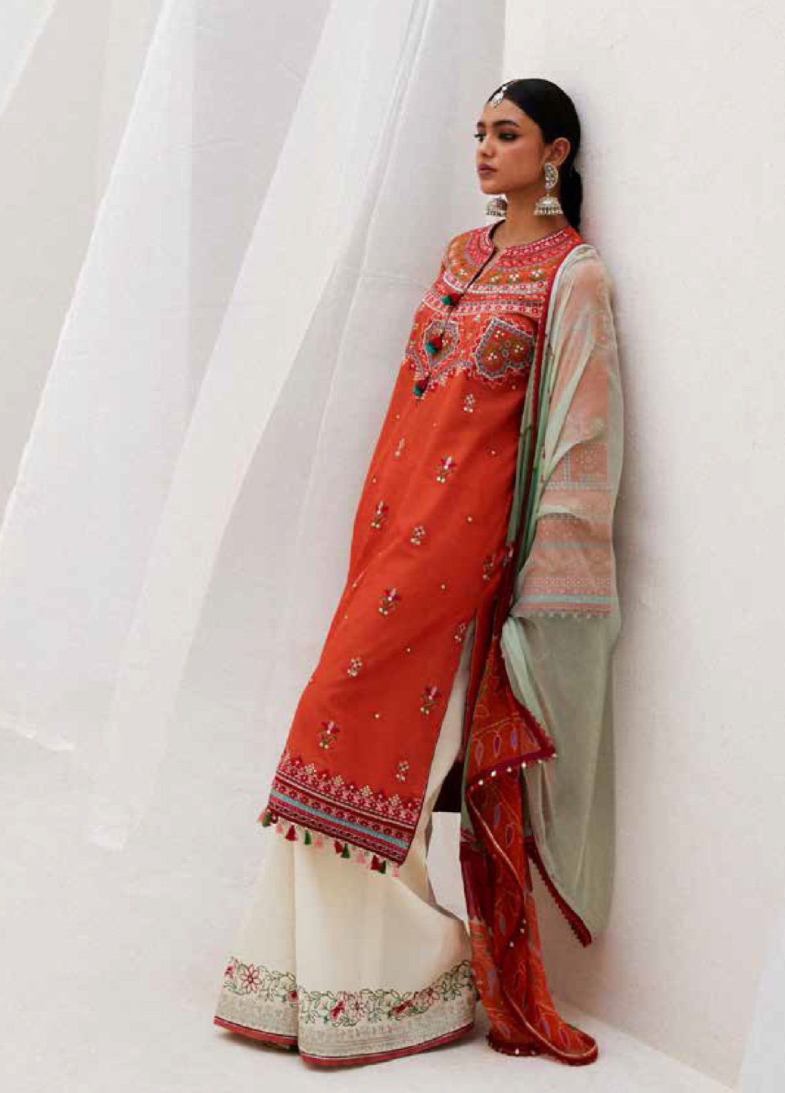Zara Shahjahan Spring Embroidered Lawn 3 Piece Unstitched Suit ZSJ24SS-7A LAMIA Zara Shahjahan Spring Embroidered Lawn 3 Piece Unstitched Suit ZSJ24SS-7A LAMIA