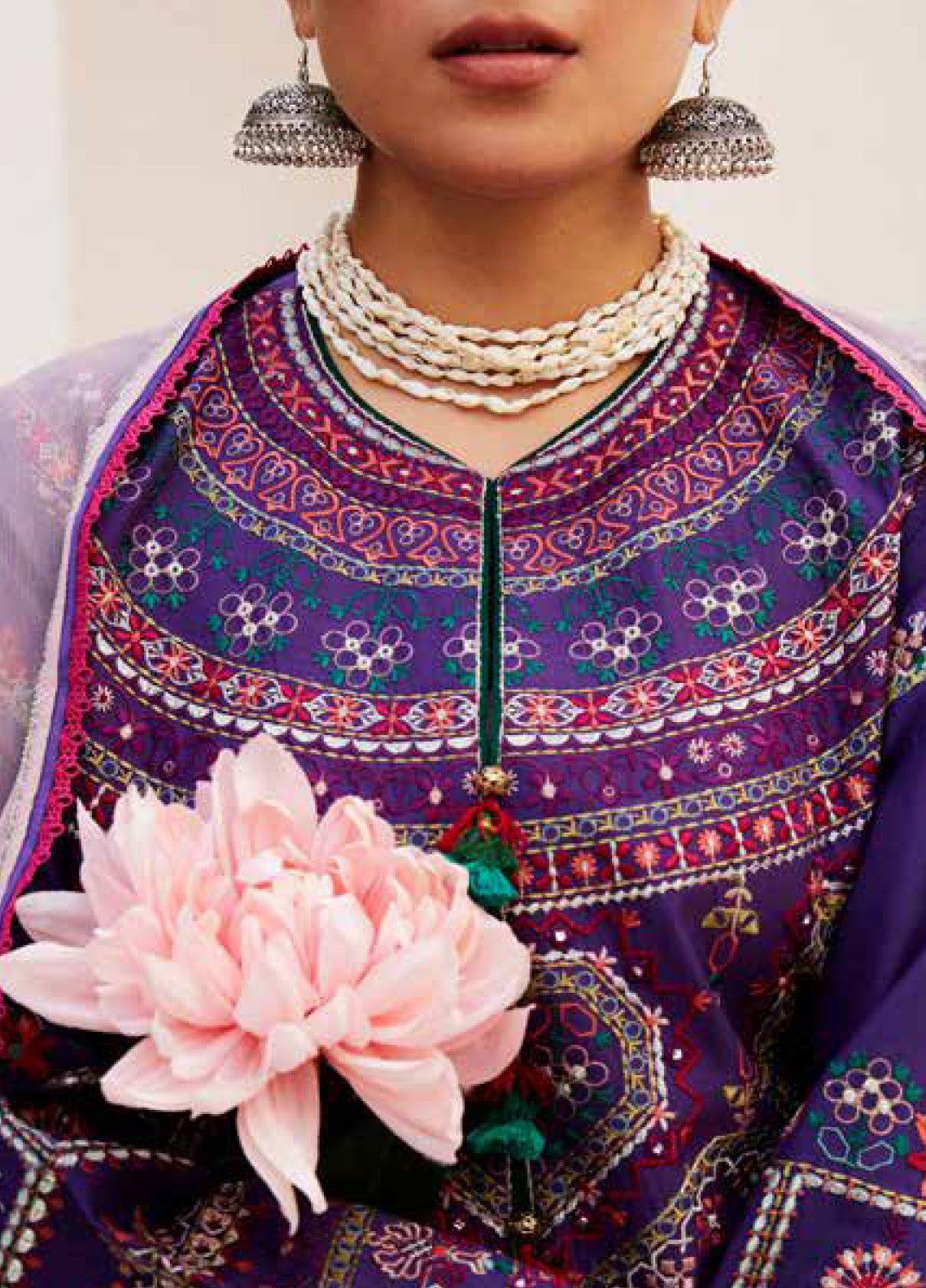 Zara Shahjahan Spring Embroidered Lawn 3 Piece Unstitched Suit ZSJ24SS-7B LAMIA Zara Shahjahan Spring Embroidered Lawn 3 Piece Unstitched Suit ZSJ24SS-7B LAMIA