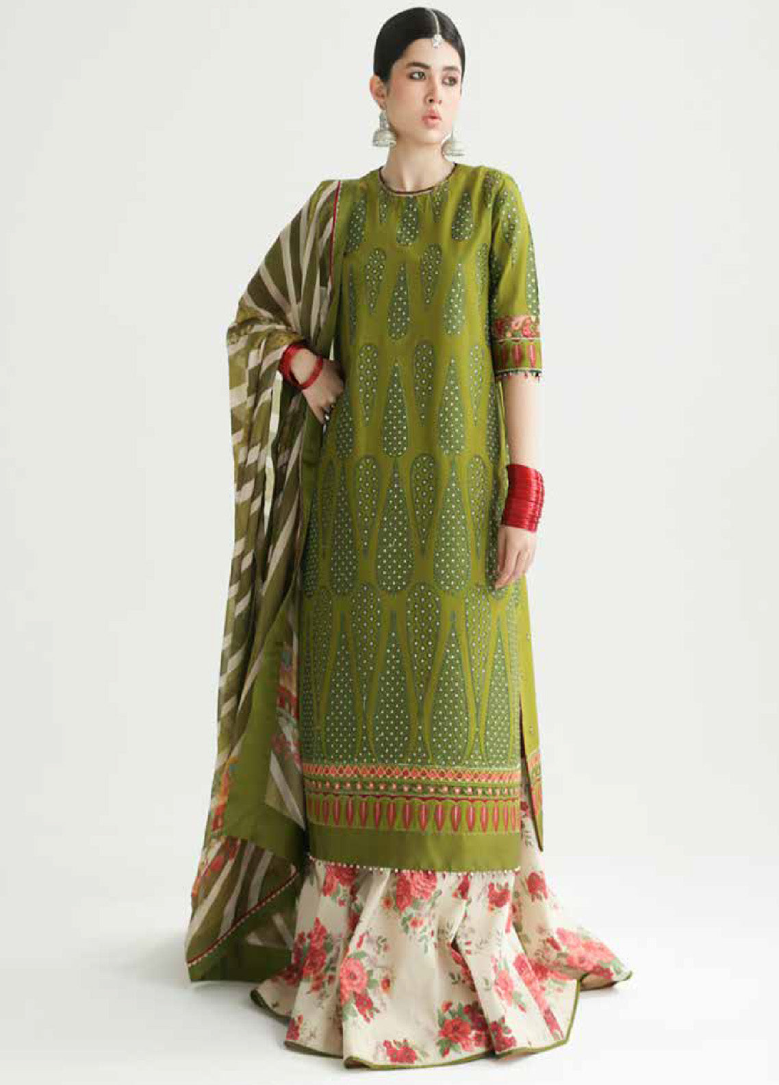 Zara Shahjahan Spring Embroidered Lawn 3 Piece Unstitched Suit ZSJ24SS-8B AAINA Zara Shahjahan Spring Embroidered Lawn 3 Piece Unstitched Suit ZSJ24SS-8B AAINA