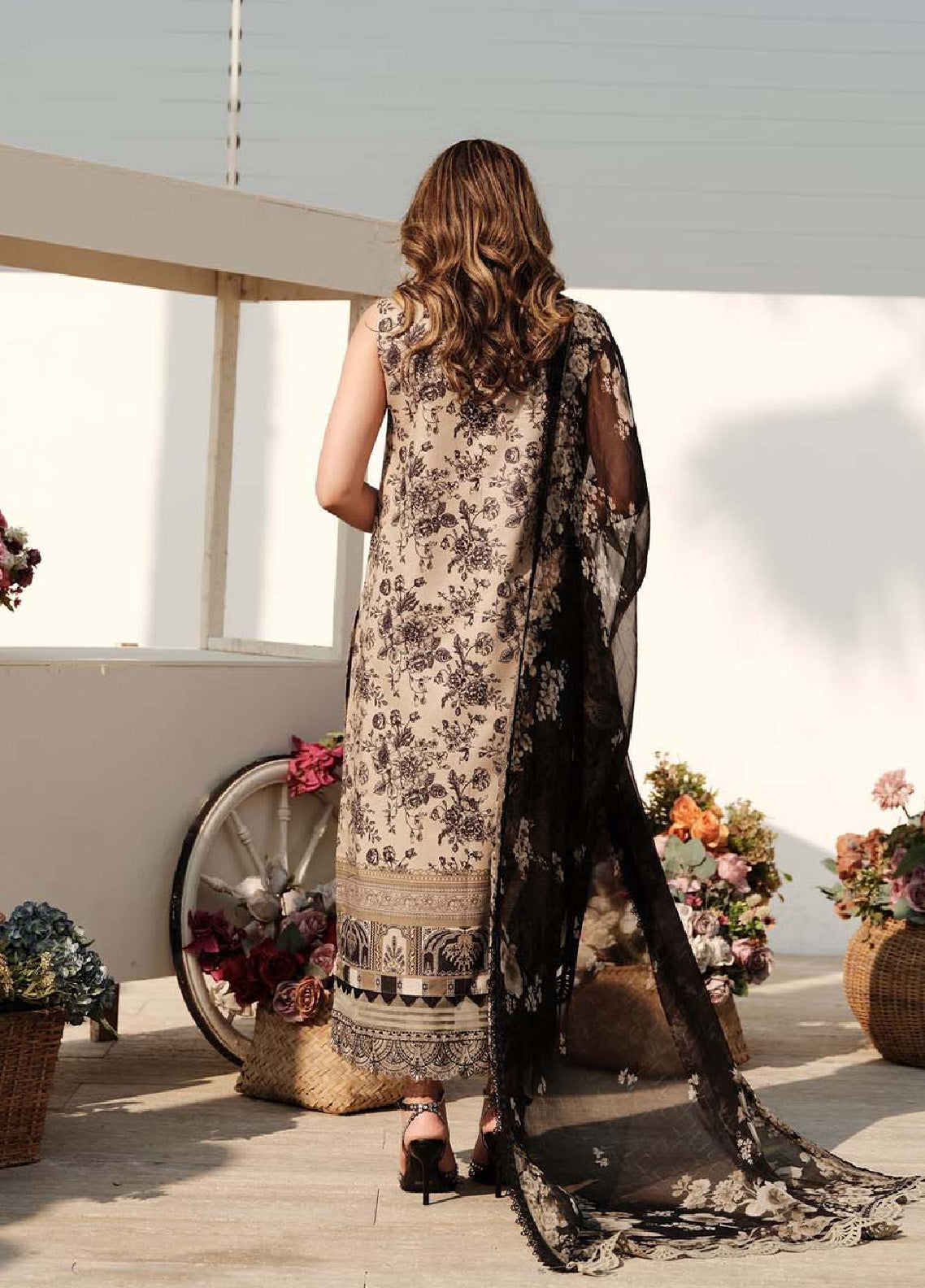 Zarqash Embroidered Luxe Lawn 3 Piece Unstitched Suit ZQ24LL 01 Zarqash Embroidered Luxe Lawn 3 Piece Unstitched Suit ZQ24LL 01