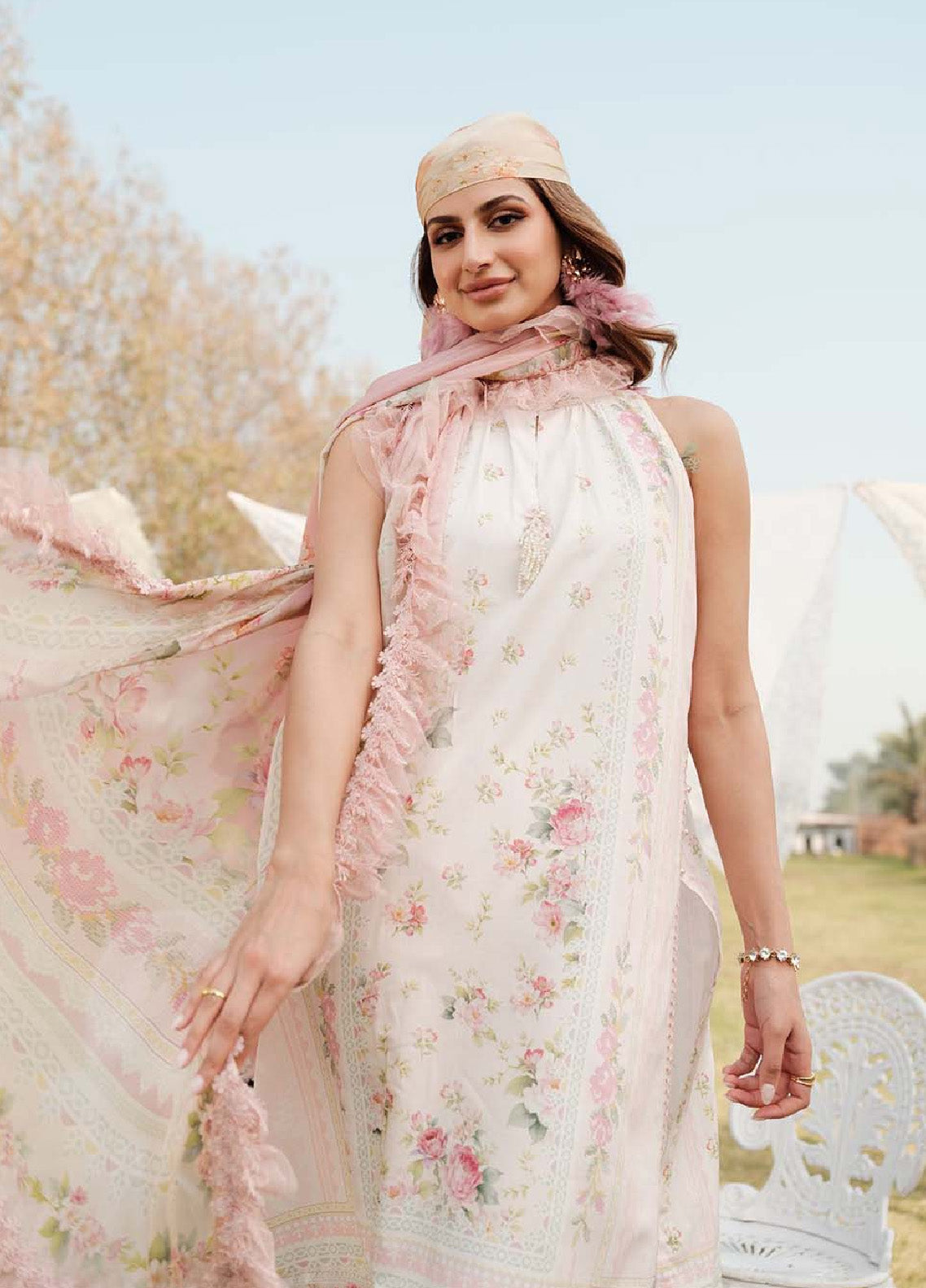 Zarqash Embroidered Luxe Lawn 3 Piece Unstitched Suit ZQ24LL 05 Zarqash Embroidered Luxe Lawn 3 Piece Unstitched Suit ZQ24LL 05