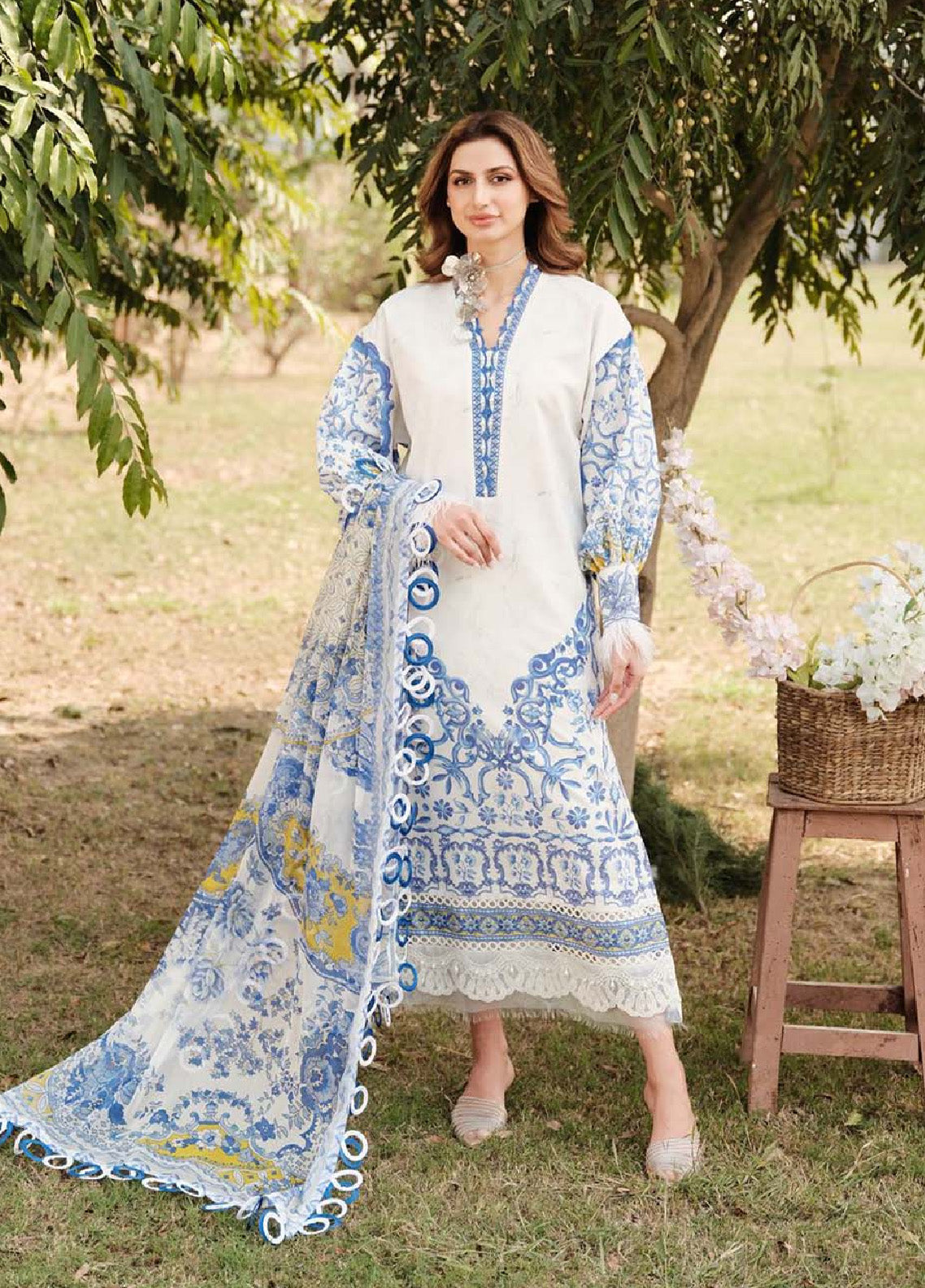 Zarqash Embroidered Luxe Lawn 3 Piece Unstitched Suit ZQ24LL 07 Zarqash Embroidered Luxe Lawn 3 Piece Unstitched Suit ZQ24LL 07