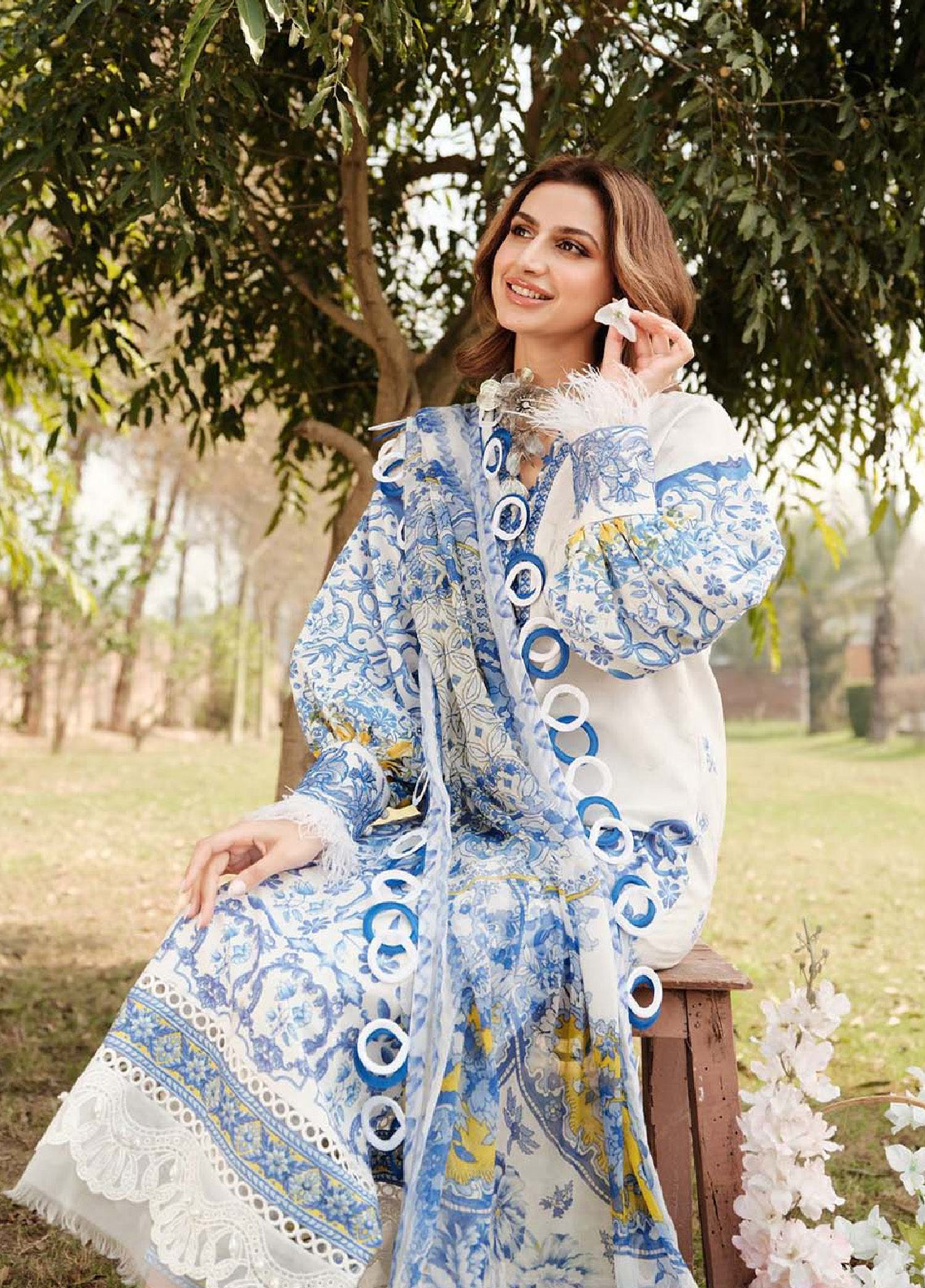 Zarqash Embroidered Luxe Lawn 3 Piece Unstitched Suit ZQ24LL 07 Zarqash Embroidered Luxe Lawn 3 Piece Unstitched Suit ZQ24LL 07