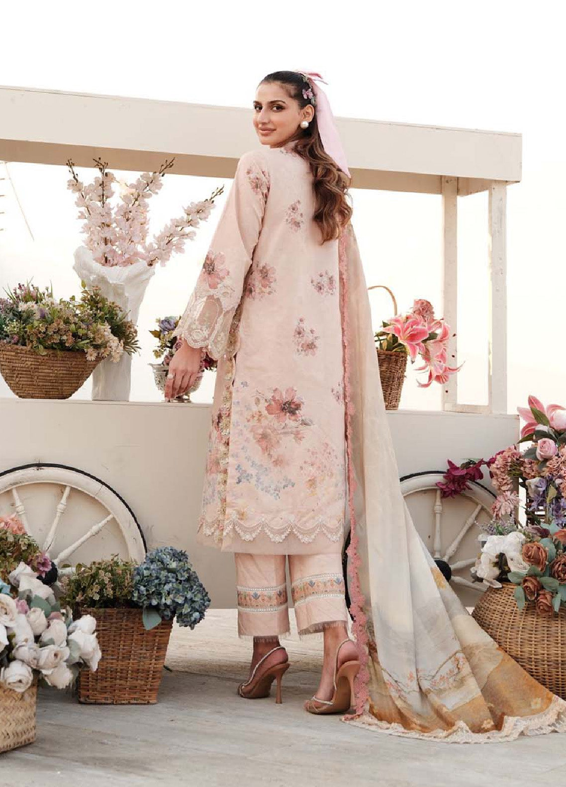 Zarqash Embroidered Luxe Lawn 3 Piece Unstitched Suit ZQ24LL 11 Zarqash Embroidered Luxe Lawn 3 Piece Unstitched Suit ZQ24LL 11