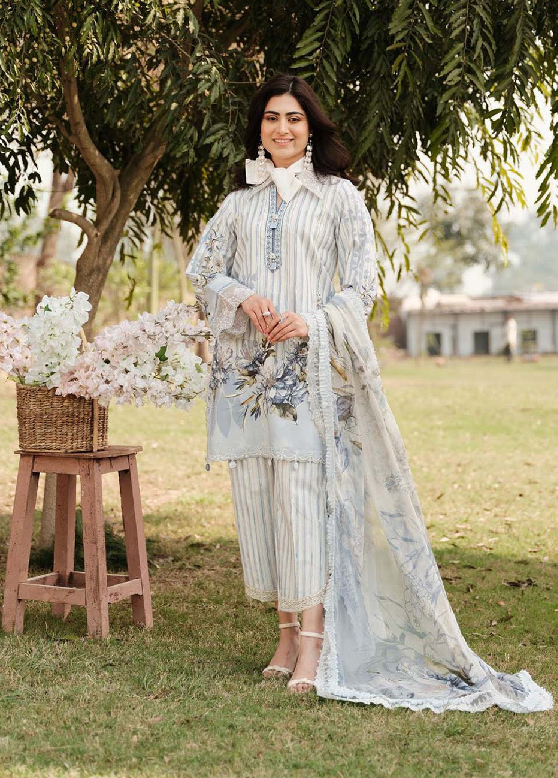 Zarqash Embroidered Luxe Lawn 3 Piece Unstitched Suit ZQ24LL 15 Zarqash Embroidered Luxe Lawn 3 Piece Unstitched Suit ZQ24LL 15