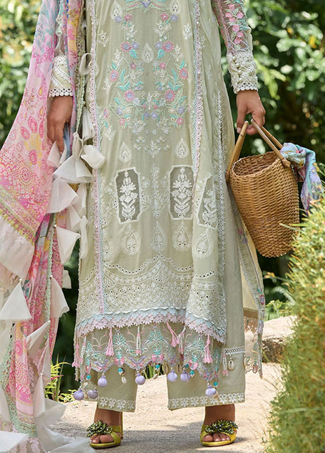 Zoha By Ansab Jahangir Luxury Embroidered Lawn 3 Piece Unstitched Suit AJ24ZLL-04 Anthurium Zoha By Ansab Jahangir Luxury Embroidered Lawn 3 Piece Unstitched Suit AJ24ZLL-04 Anthurium