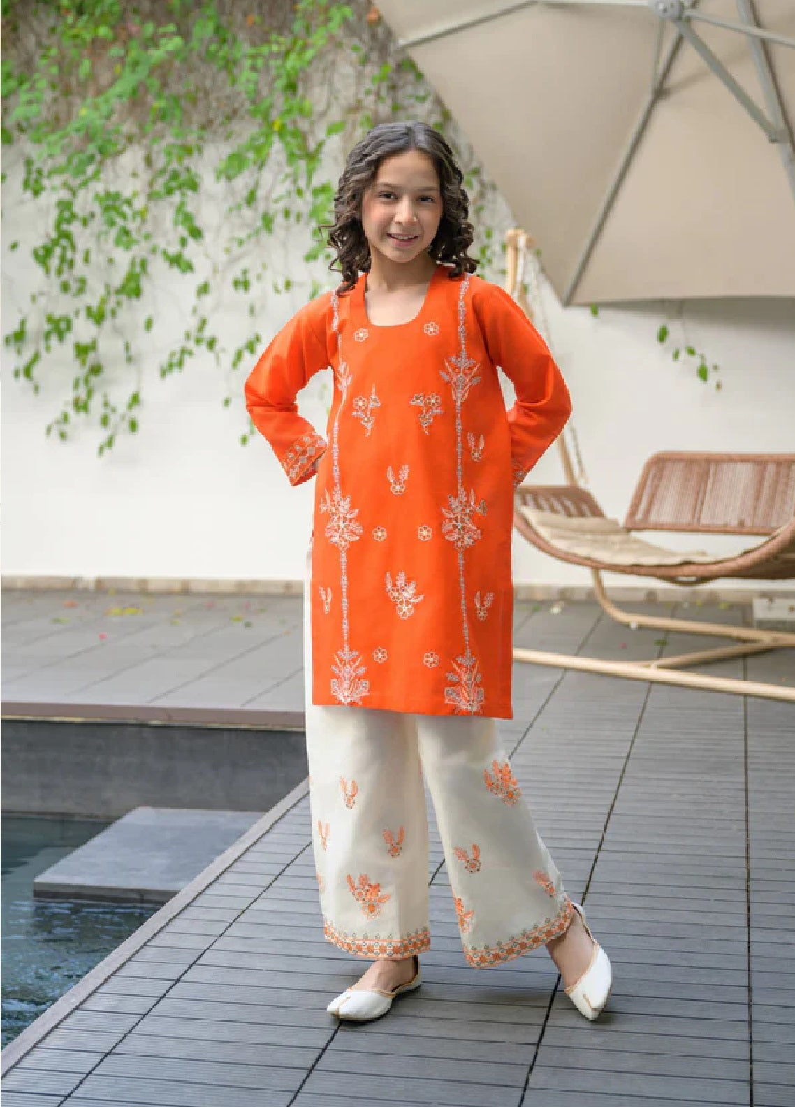 Fresh Birds Fancy Embroidered Doriya Lawn 2 Piece Stitched Suit FB26K&G D-90001-OR