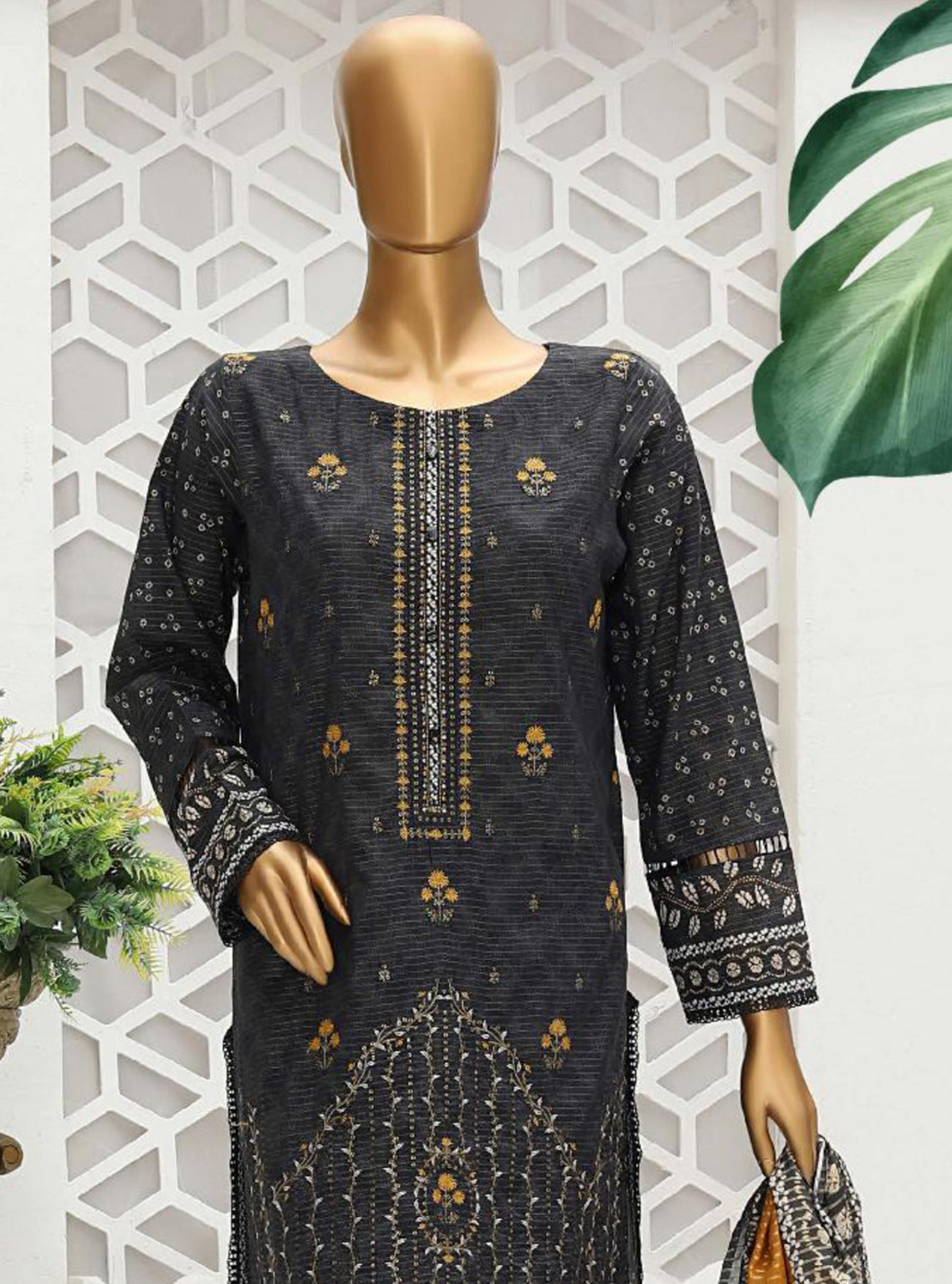 D#97 HZ Zardozi Emb Collection 923