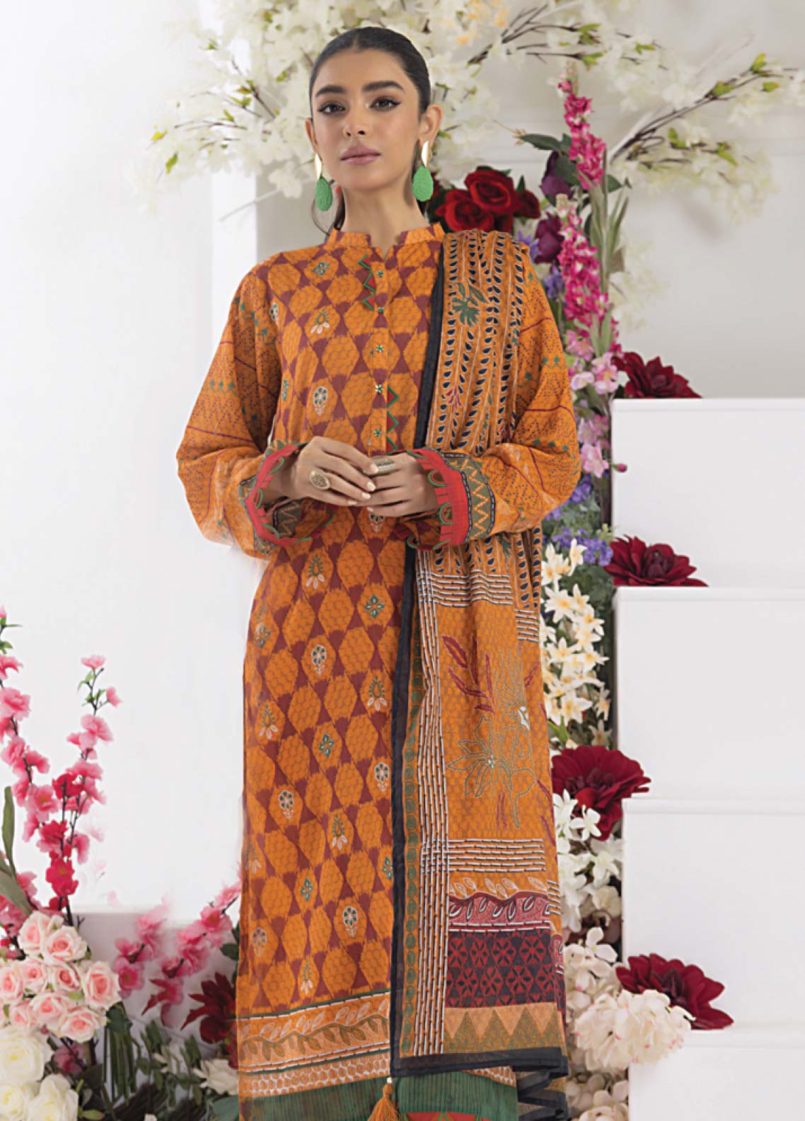 D#36B LSM Lakhany Komal Printed Lawn 3Pc 623 V-2