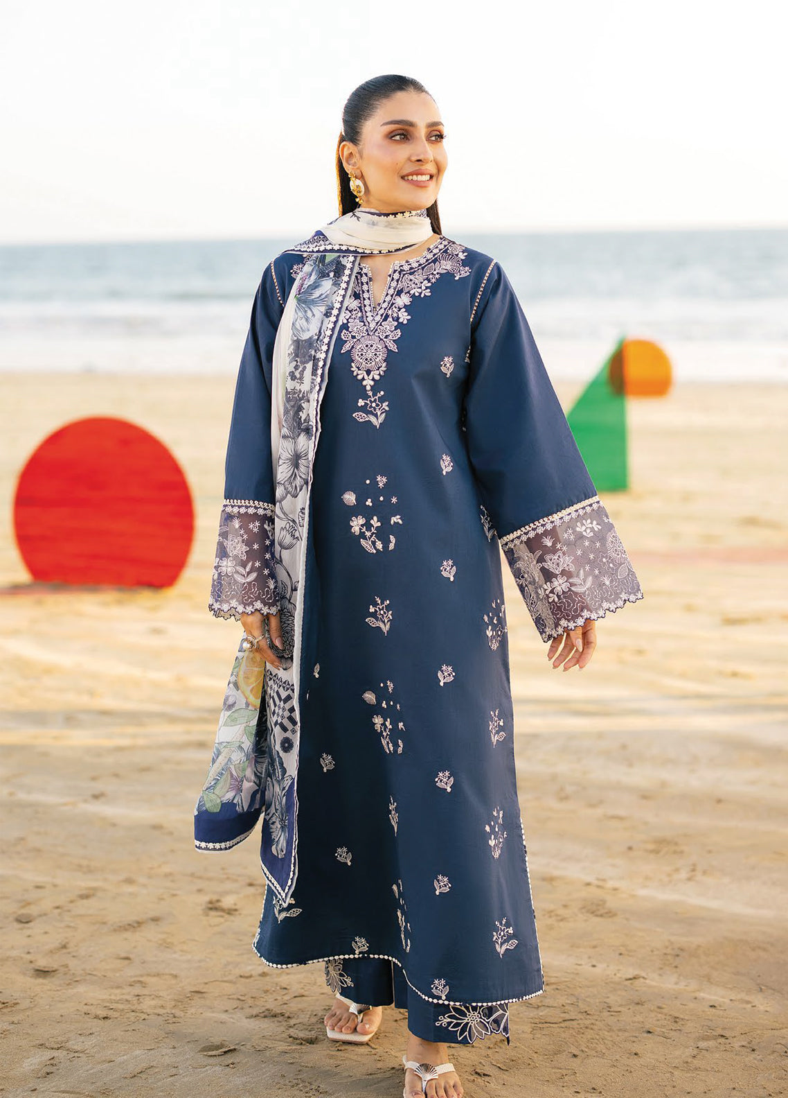 Afsanah By Seran Embroidered Lawn 3 Piece Unstitched Suit SRN26AV2 D-09 NAYLA