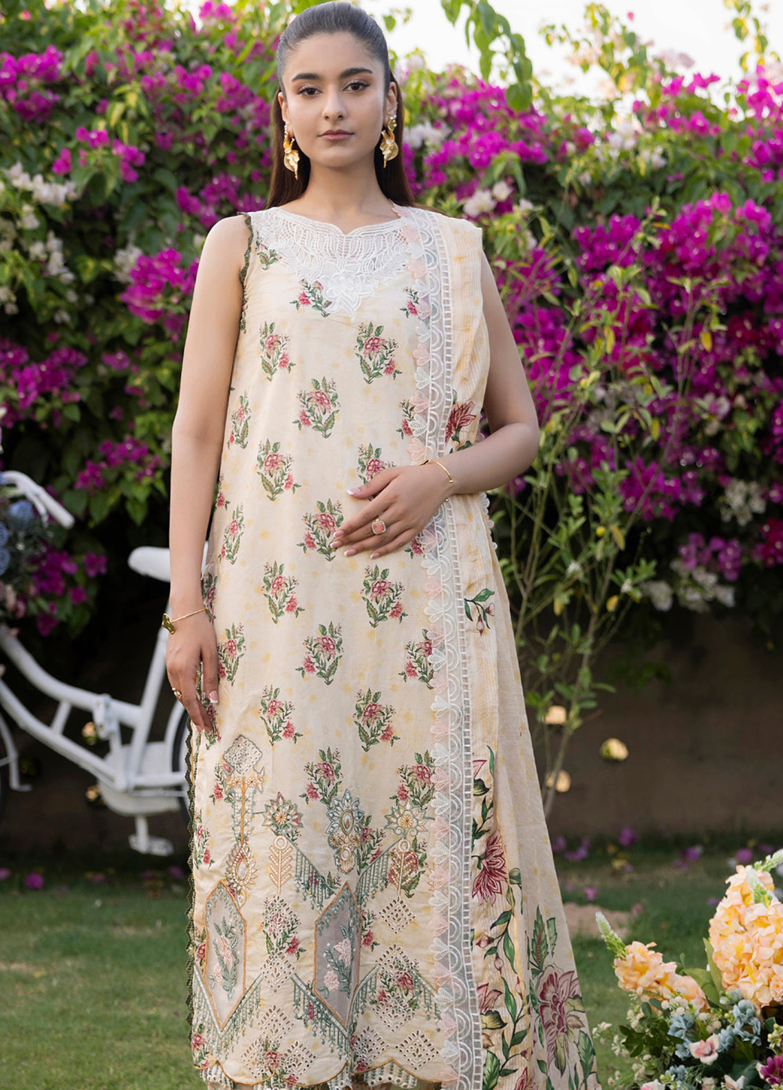 Applique Kari By Alzohaib Embroidered Lawn 3 Piece Unstitched Suit AZ26ACV3 D-12