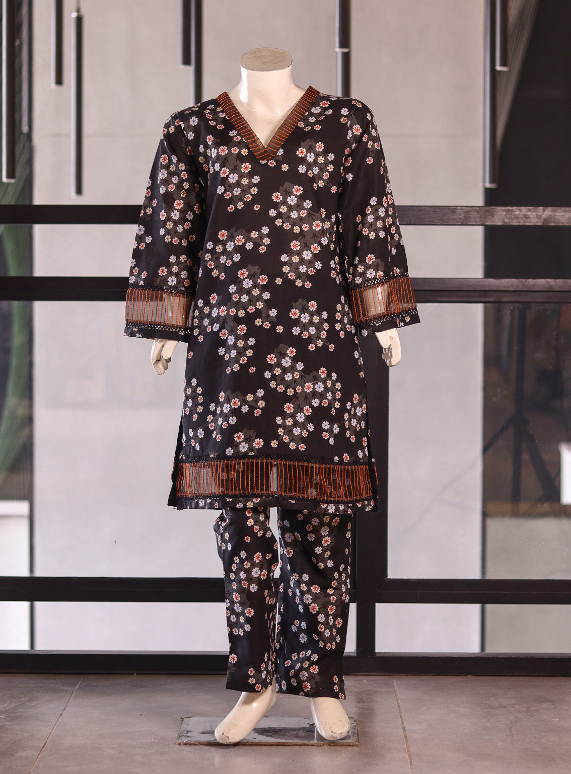 Aroob Fancy Cotton Stitched Suits - ARB25G 0218 BLACK
