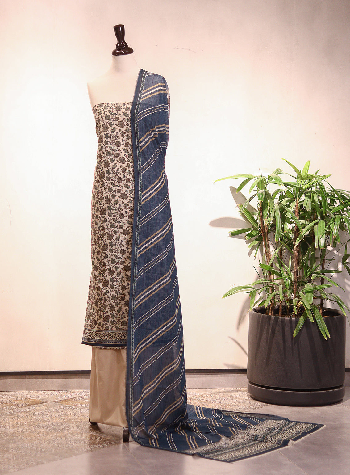 Bin Saeed Digital Printed Lawn 3 Piece Unstitched Suit BS26P D-162