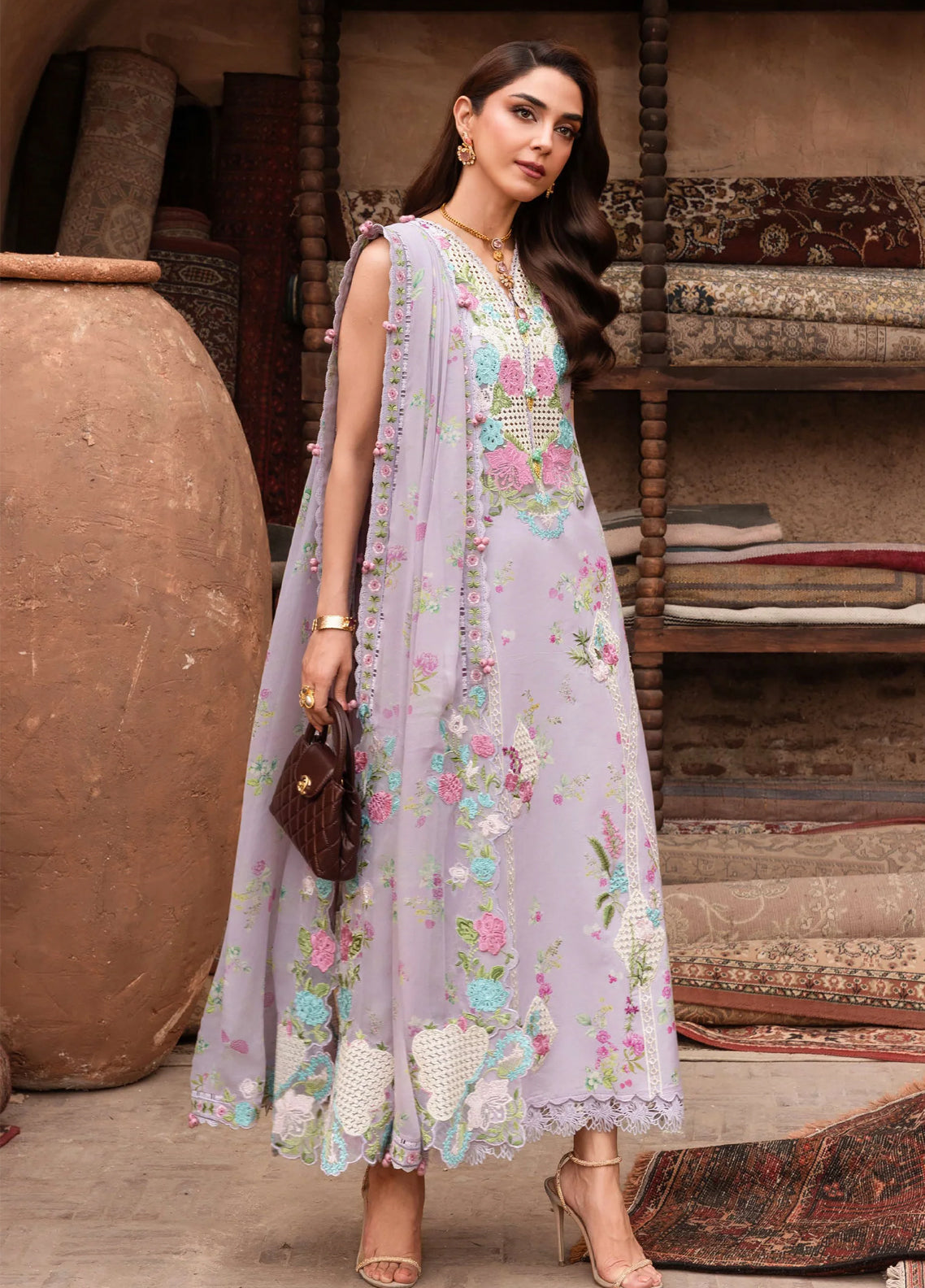 Breeze By Saira Shakira Luxury Embroidered Lawn 3 Piece Unstitched Suit SSH26BLL D-6B ROSE