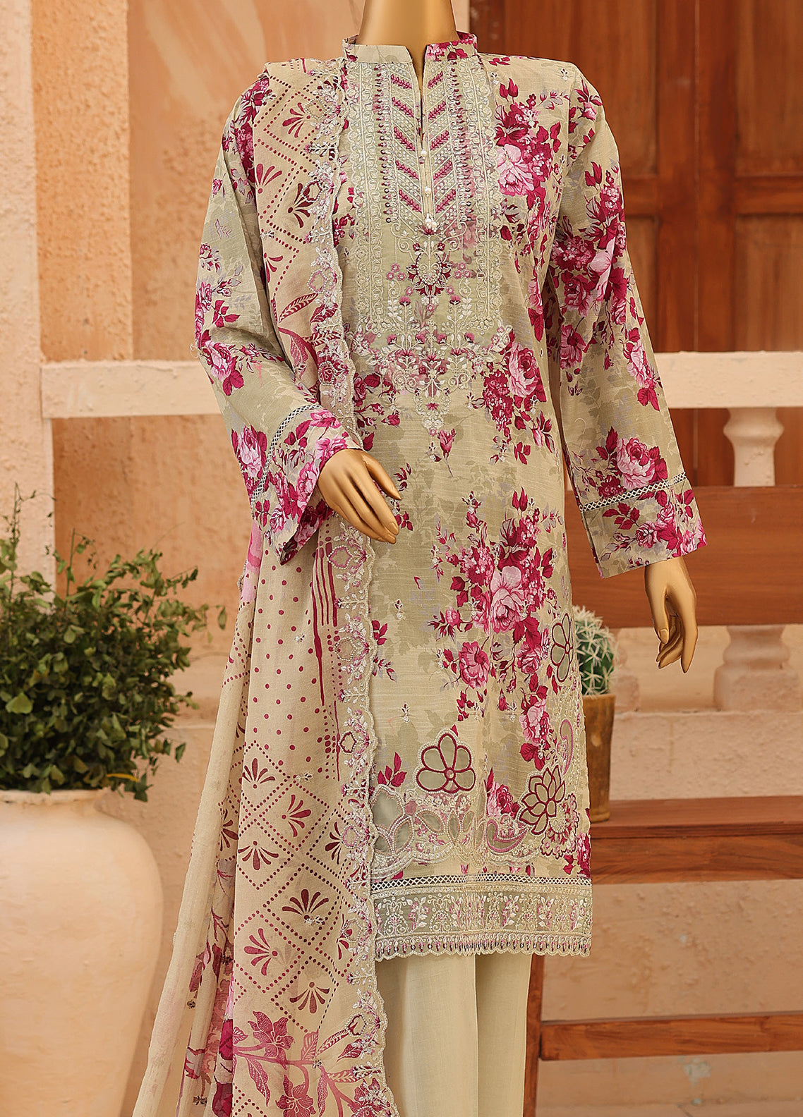 Casca By Schick Embroidered Lawn 3 Piece Unstitched Suit SDH26C D-07
