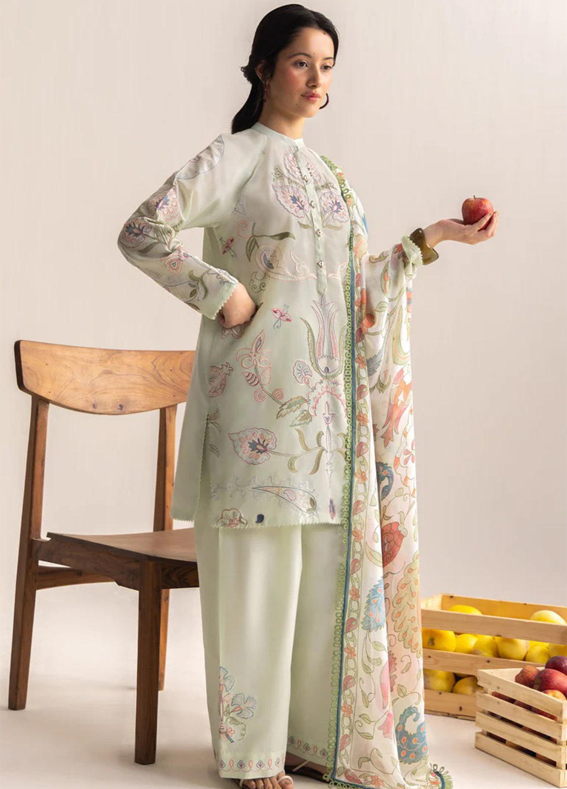 Coco By Zara Shahjahan Embrodiered Lawn 3 Piece Unstitched Suit CZS26LE2 D-4B SIA