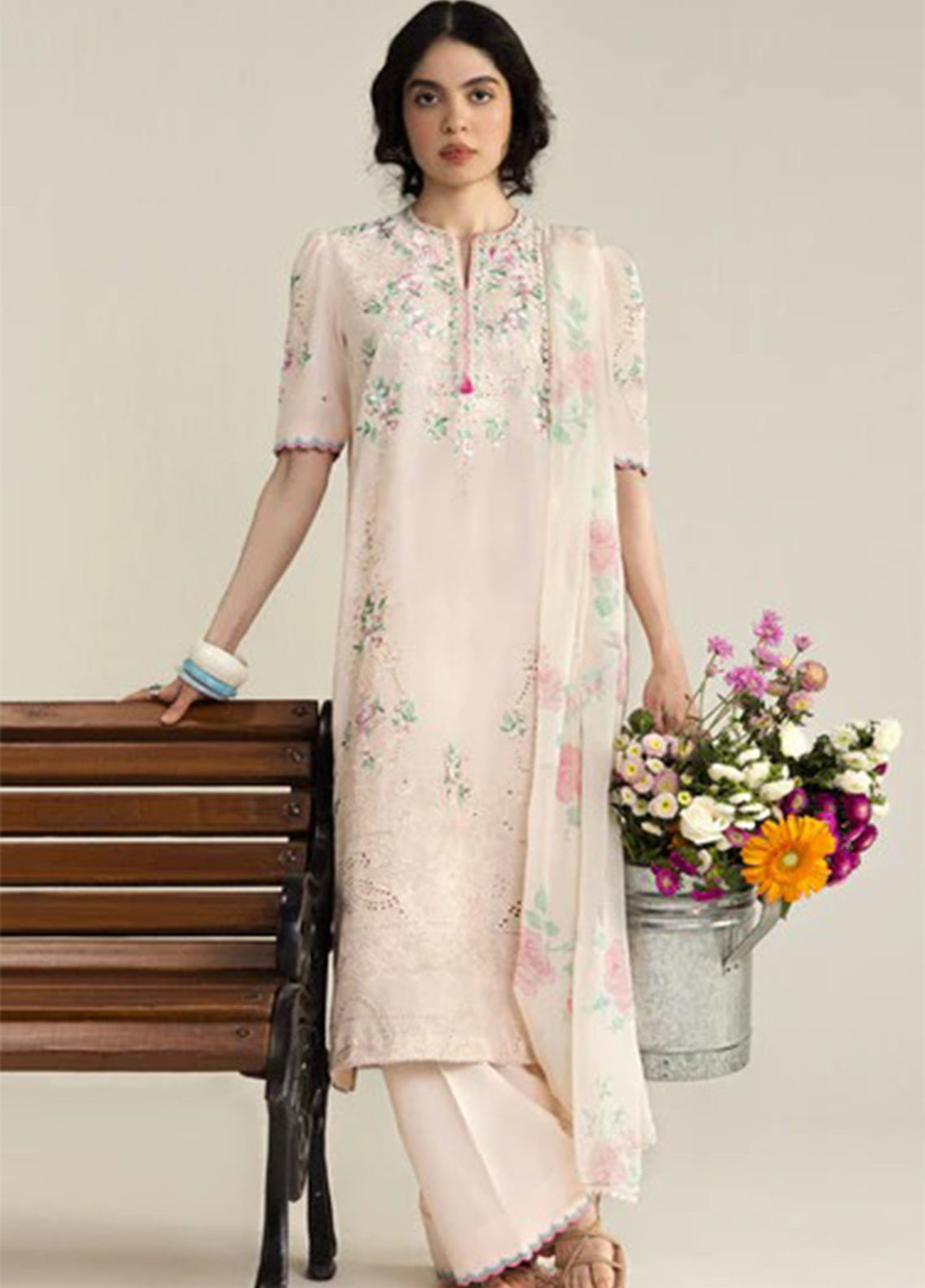 Coco By Zara Shahjahan Embrodiered Lawn 3 Piece Unstitched Suit CZS26LE2 D-7B ARLO