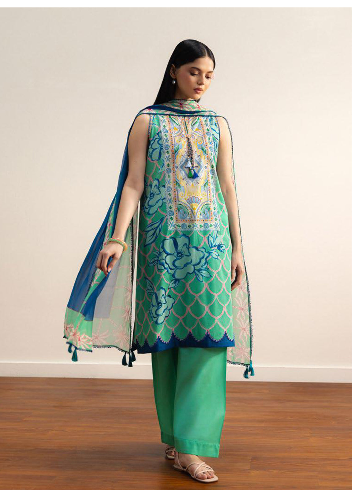 Coco By Zara Shahjahan Printed Lawn 3 Piece Unstitched Suit CZS26CPD2 D-NAMI 5A