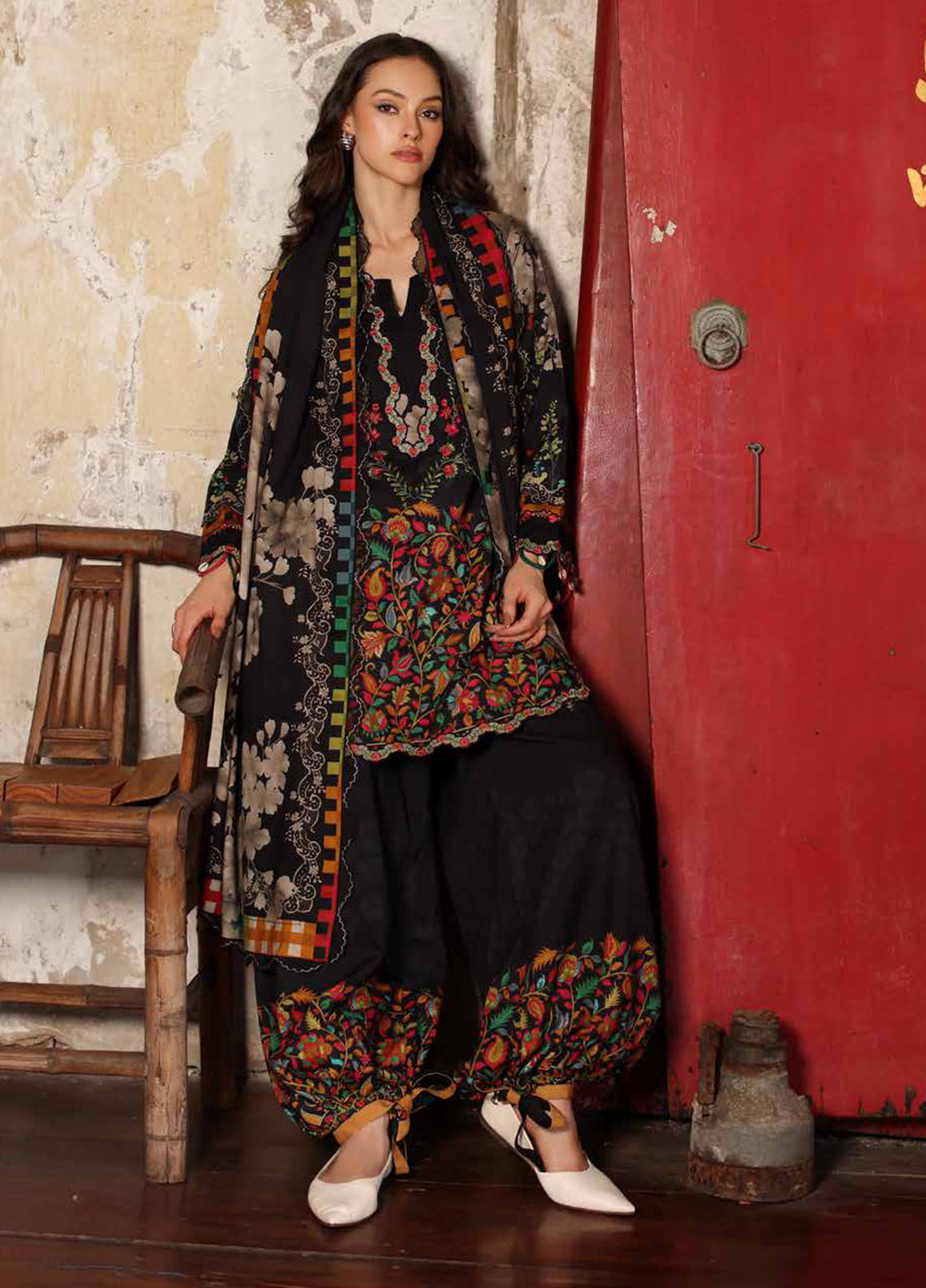 Combination By Charizma Embroidered Linen 3 Piece Unstitched Suit CH26CLV1 D-CCW7-01