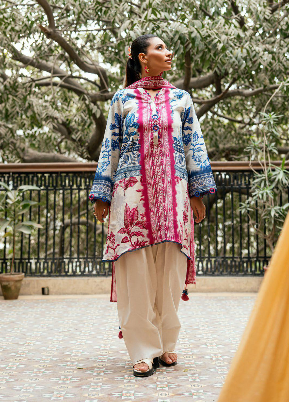 Desert Rose By Gul Ahmed Printed Lawn 3 Piece Unstitched Suit GA26DR D-CH-62014