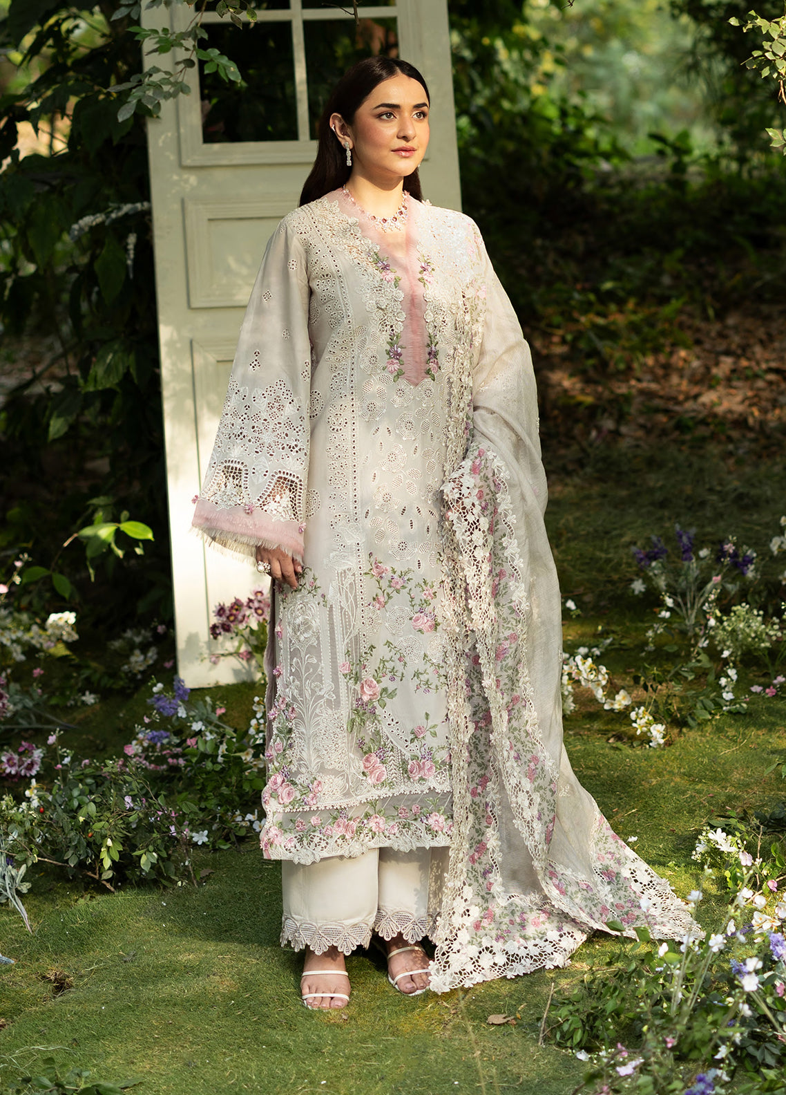 Elaf Premium Luxury Lawn 3 Piece Unstitched Suit EF26LLV2 D-ELQ-1A ALL MAGICAL