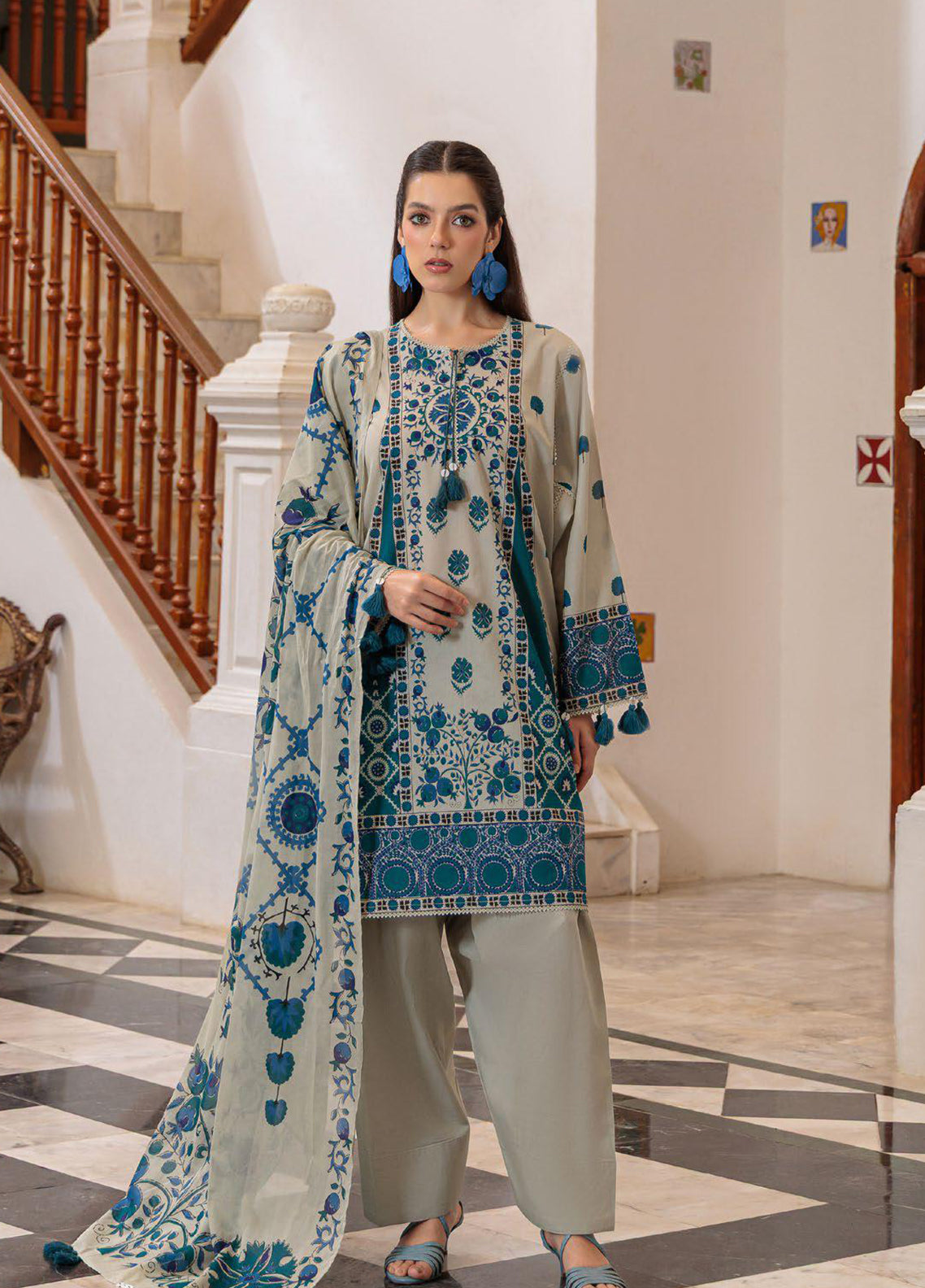 Elora A Floral By Gul Ahmed Printed Lawn 3 Piece Unstitched Suit GA26EAF D-CL 62135A