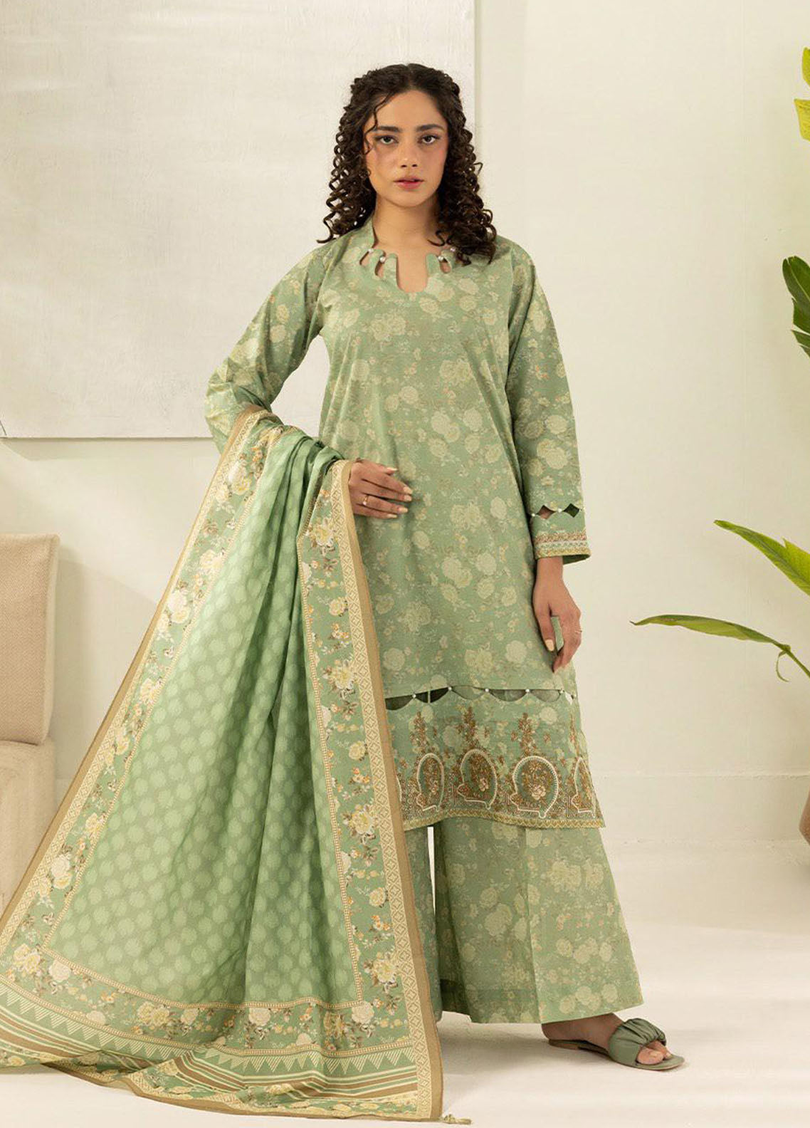 Essential By Zellbury Embroidered Lawn 3 Piece Unstitched Suit WUS26X30638