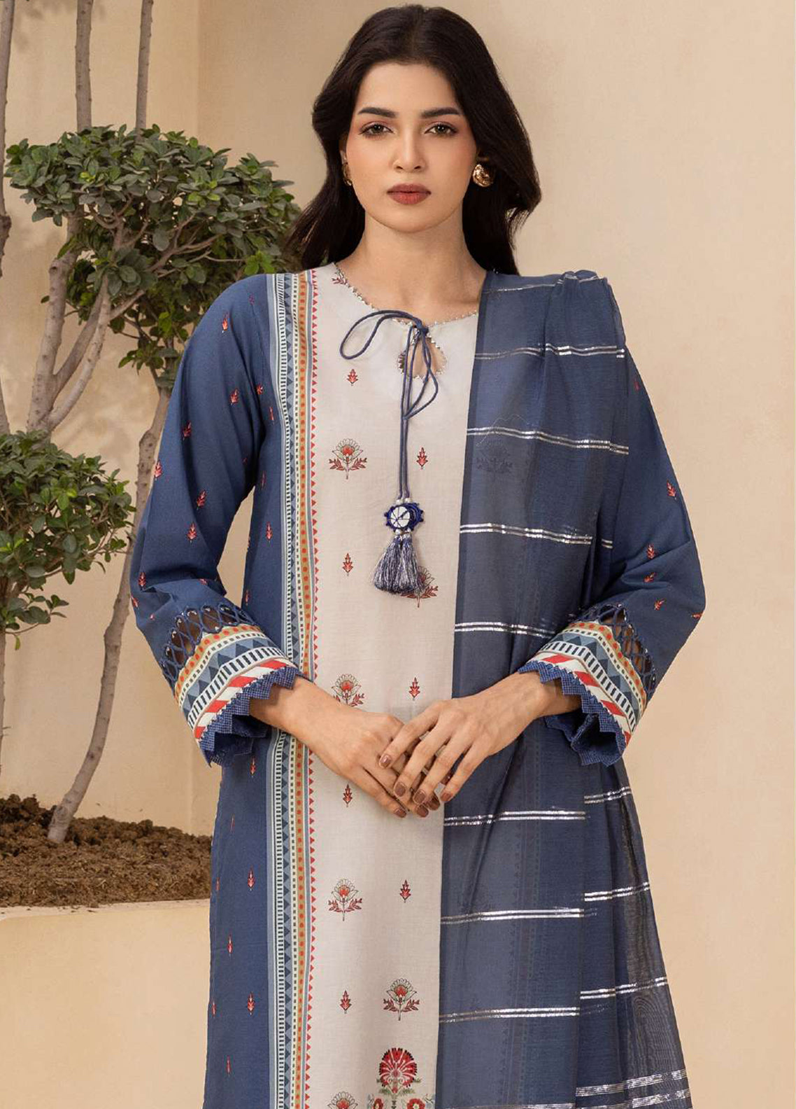 Essential By Zellbury Printed Lawn 3 Piece Unstitched Suit WUS26E30706