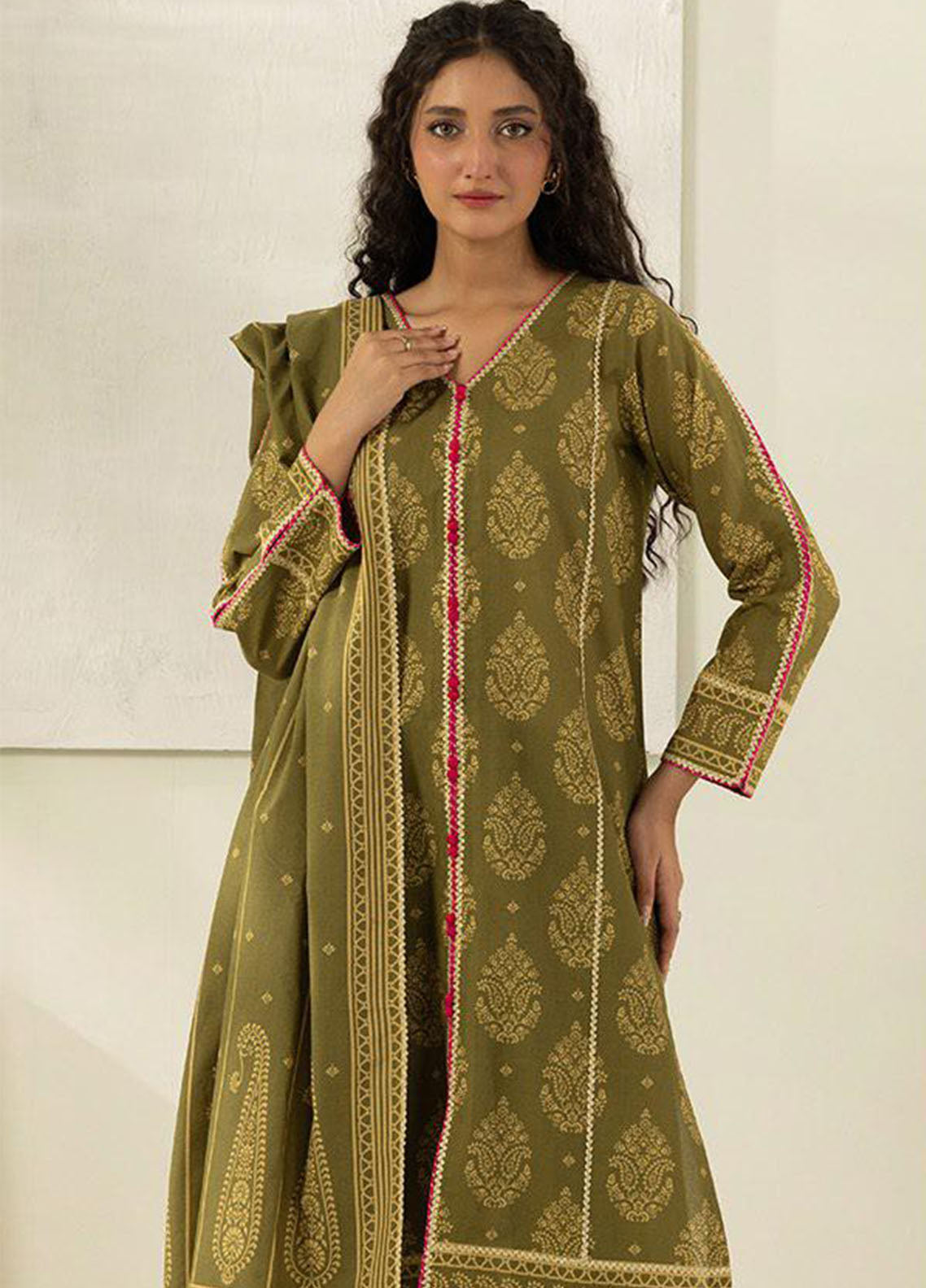 Essential By Zellbury Printed Lawn 3 Piece Unstitched Suit WUS26X30437