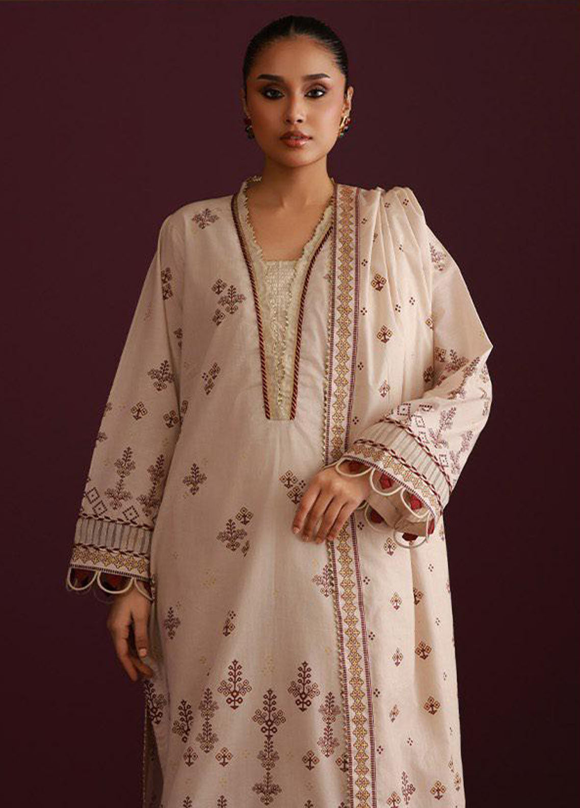 Essential By Zellbury Printed Lawn 3 Piece Unstitched Suit WUS26X30562