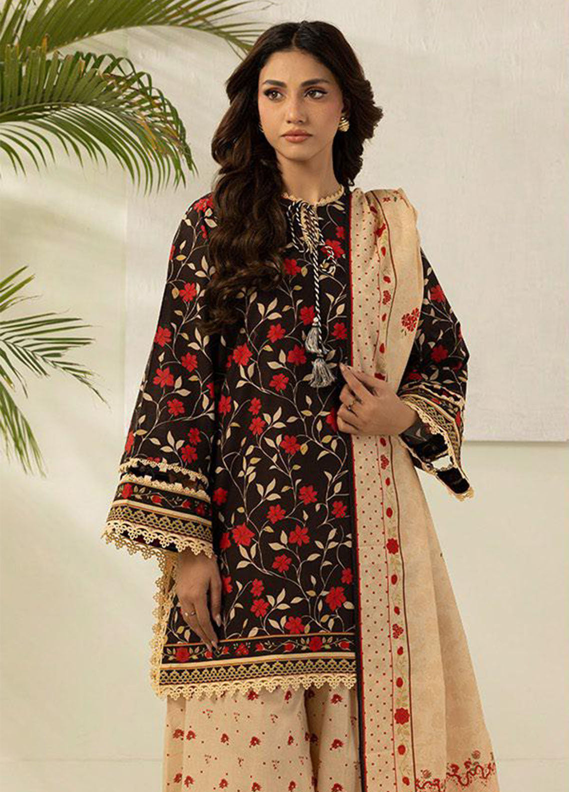 Essential By Zellbury Printed Lawn 3 Piece Unstitched Suit WUS26X30628